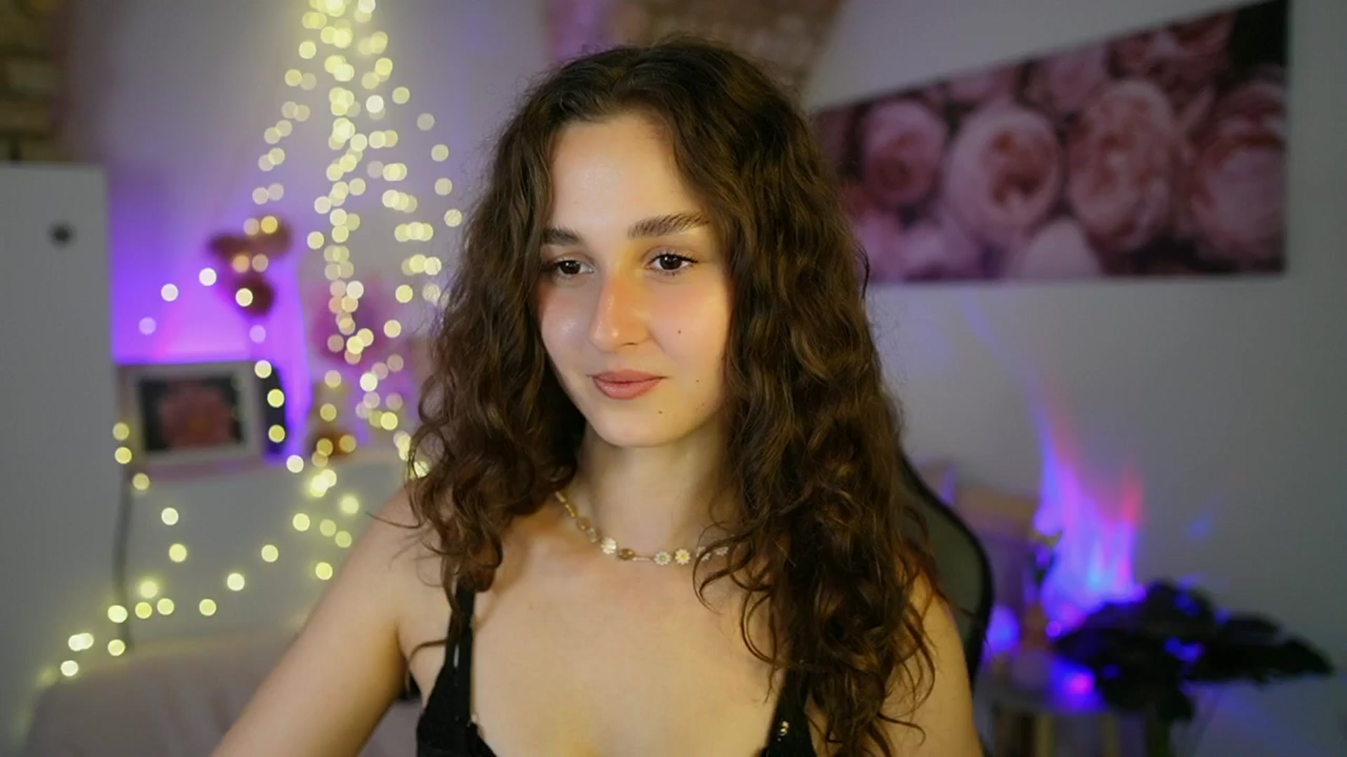 Gallery image thumbnail from Anita_Grey_'s myfreecams stream on, 06/17/2025, 19:34 image 6 of 20