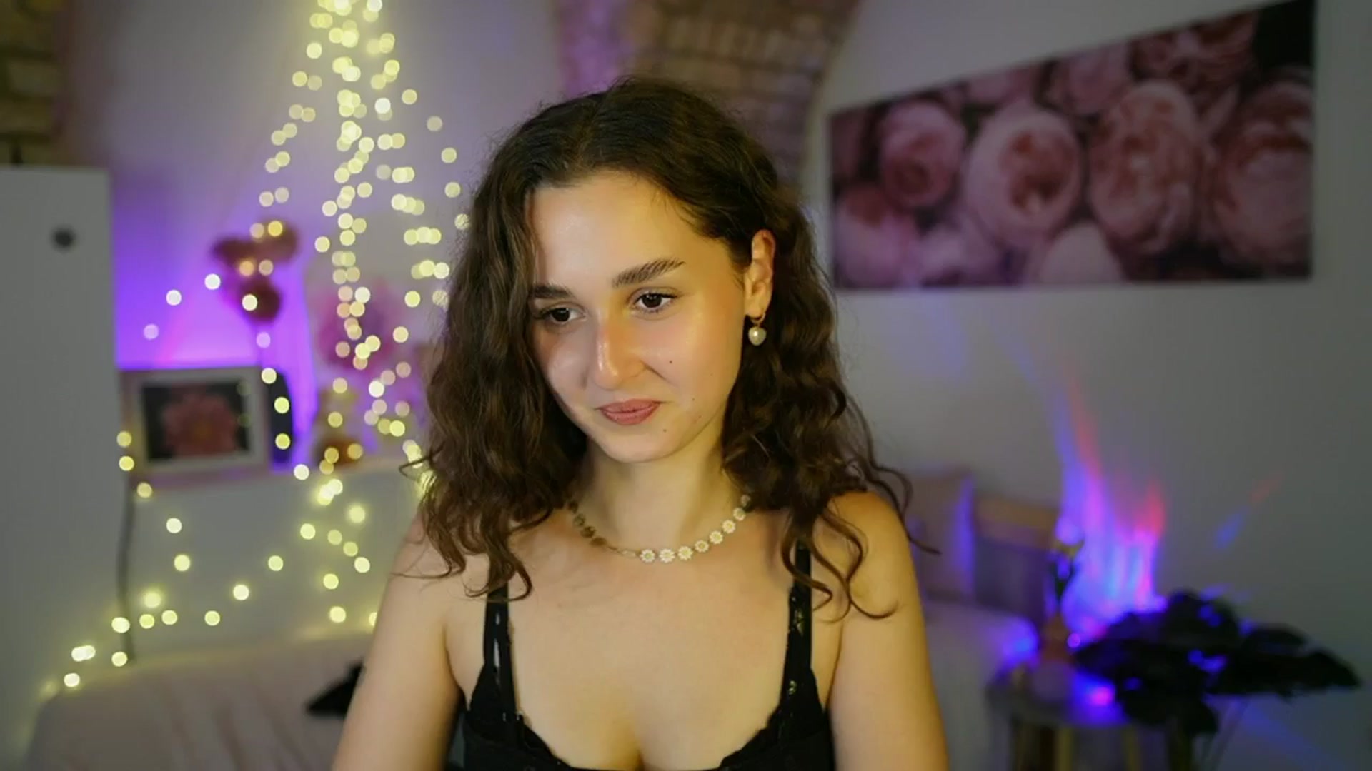 Gallery image thumbnail from Anita_Grey_'s myfreecams stream on, 06/17/2025, 19:34 image 13 of 20