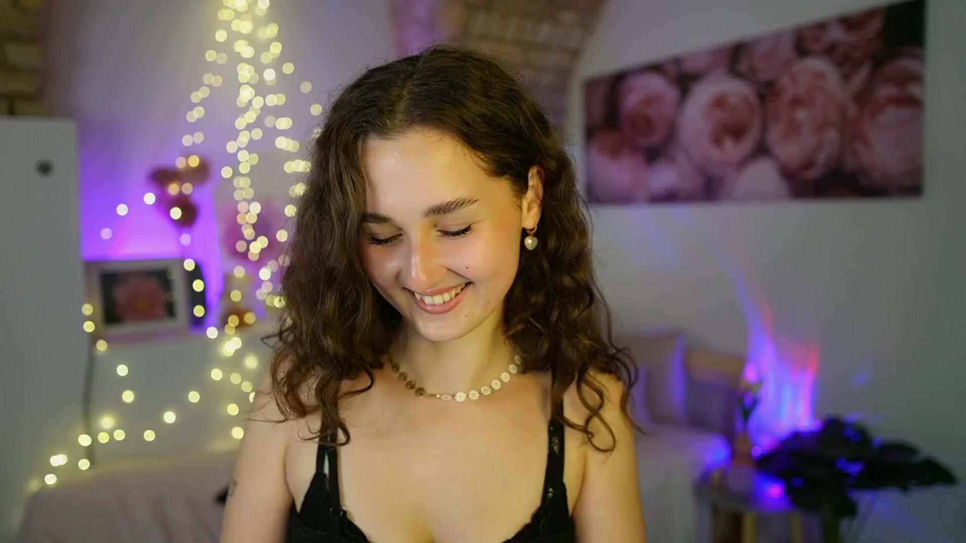Gallery image thumbnail from Anita_Grey_'s myfreecams stream on, 06/17/2025, 19:34 image 14 of 20
