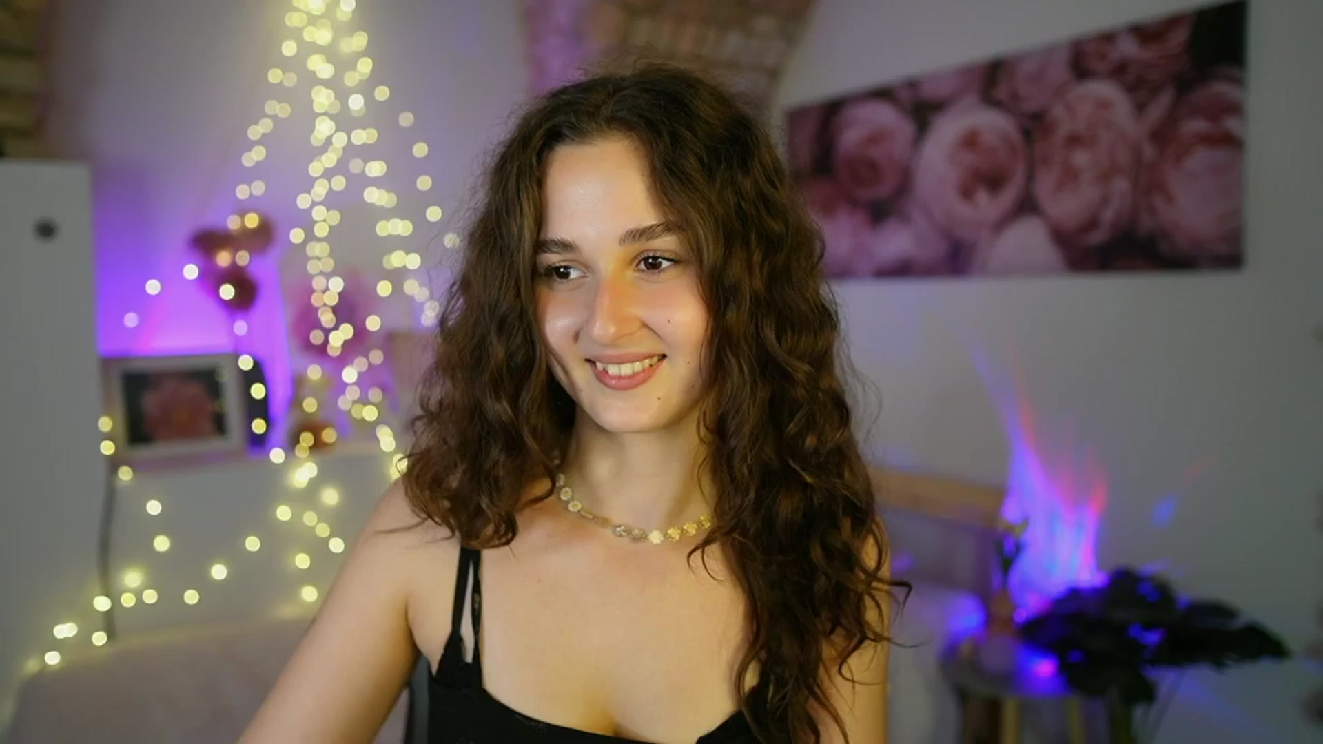 Gallery image thumbnail from Anita_Grey_'s myfreecams stream on, 06/17/2025, 21:33 image 13 of 20