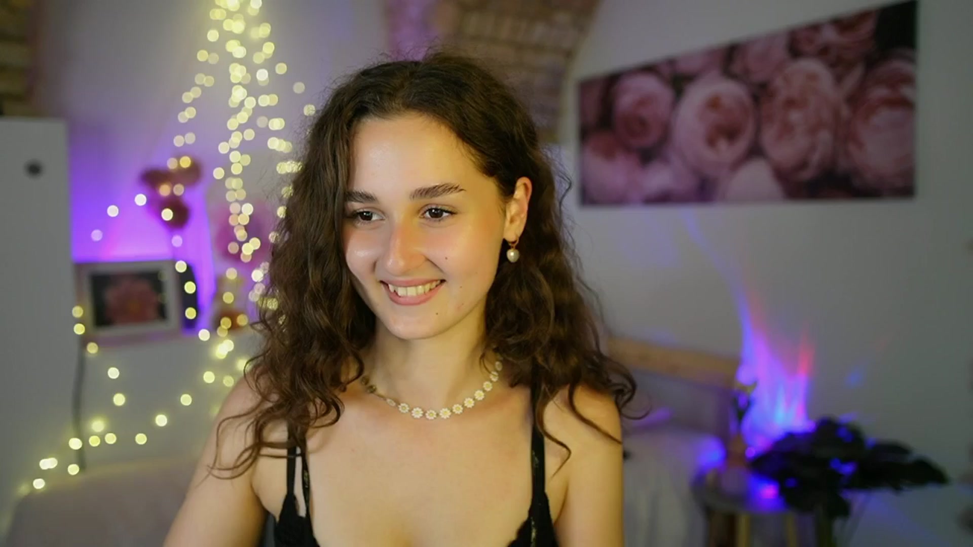 Gallery image thumbnail from Anita_Grey_'s myfreecams stream on, 06/17/2025, 21:33 image 5 of 20
