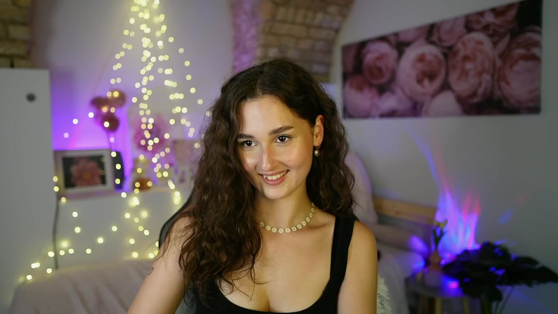 Gallery image thumbnail from Anita_Grey_'s myfreecams stream on, 06/18/2025, 23:07 image 12 of 20