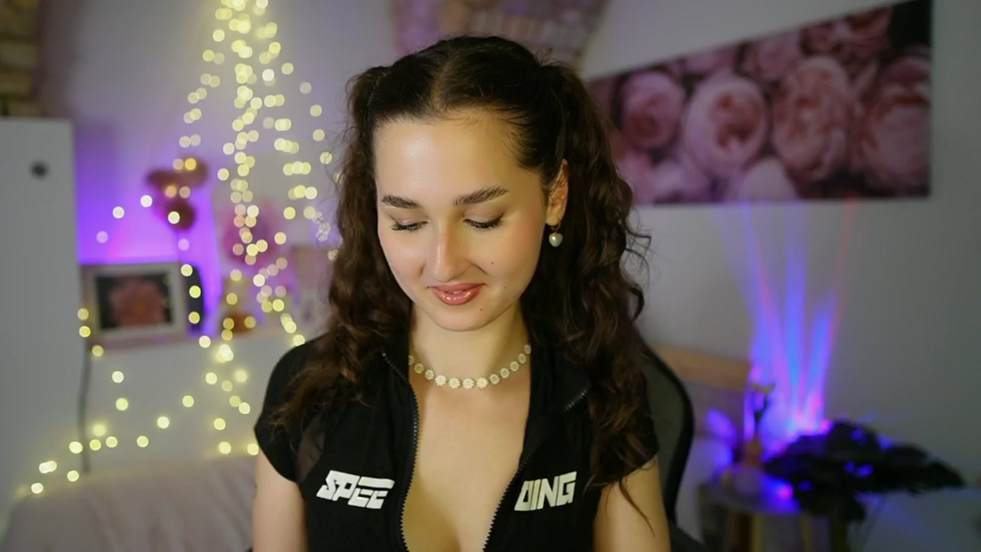 Gallery image thumbnail from Anita_Grey_'s myfreecams stream on, 06/20/2025, 20:11 image 9 of 20