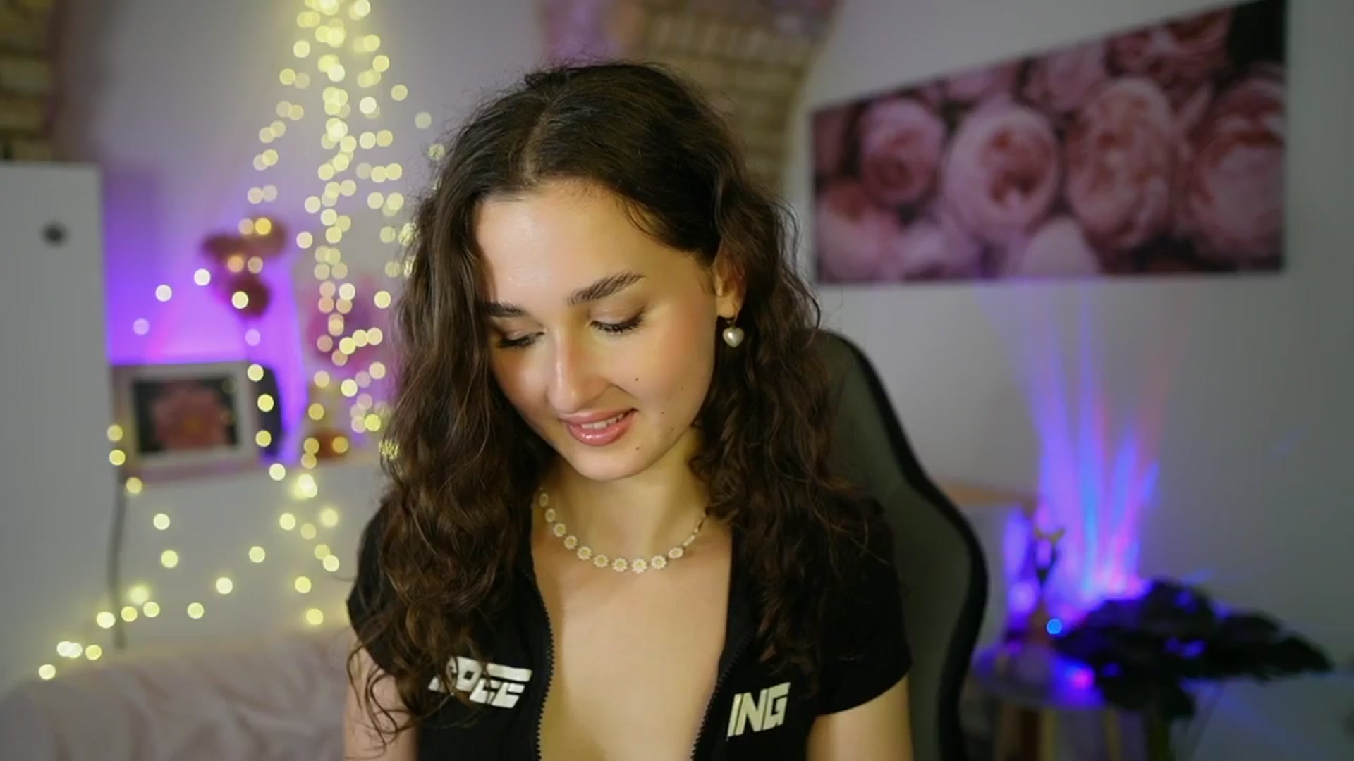 Gallery image thumbnail from Anita_Grey_'s myfreecams stream on, 06/20/2025, 23:33 image 14 of 20