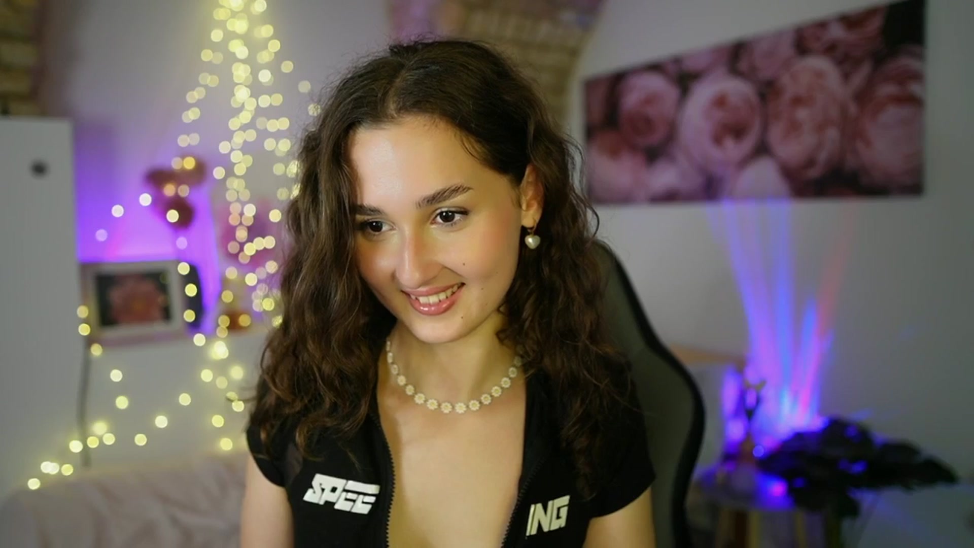 Gallery image thumbnail from Anita_Grey_'s myfreecams stream on, 06/20/2025, 23:33 image 8 of 20
