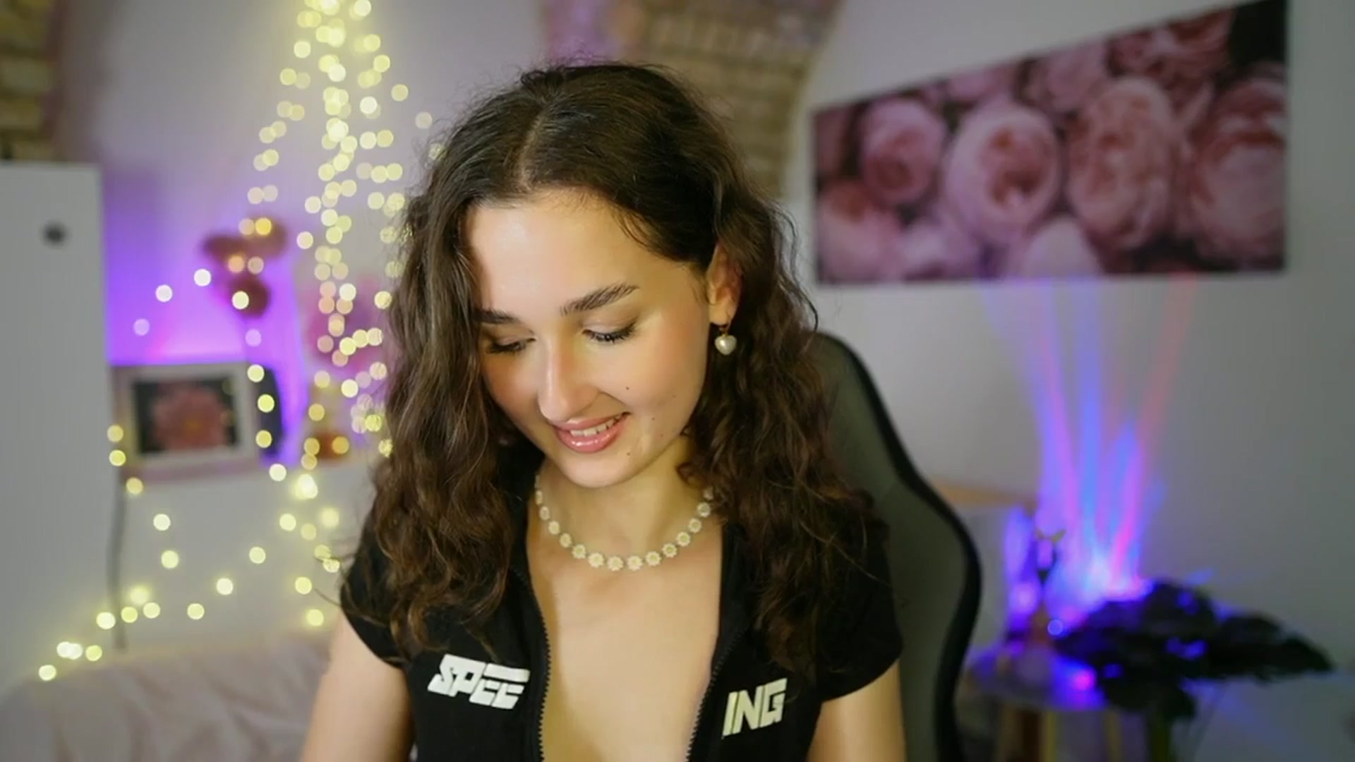 Gallery image thumbnail from Anita_Grey_'s myfreecams stream on, 06/20/2025, 23:33 image 10 of 20