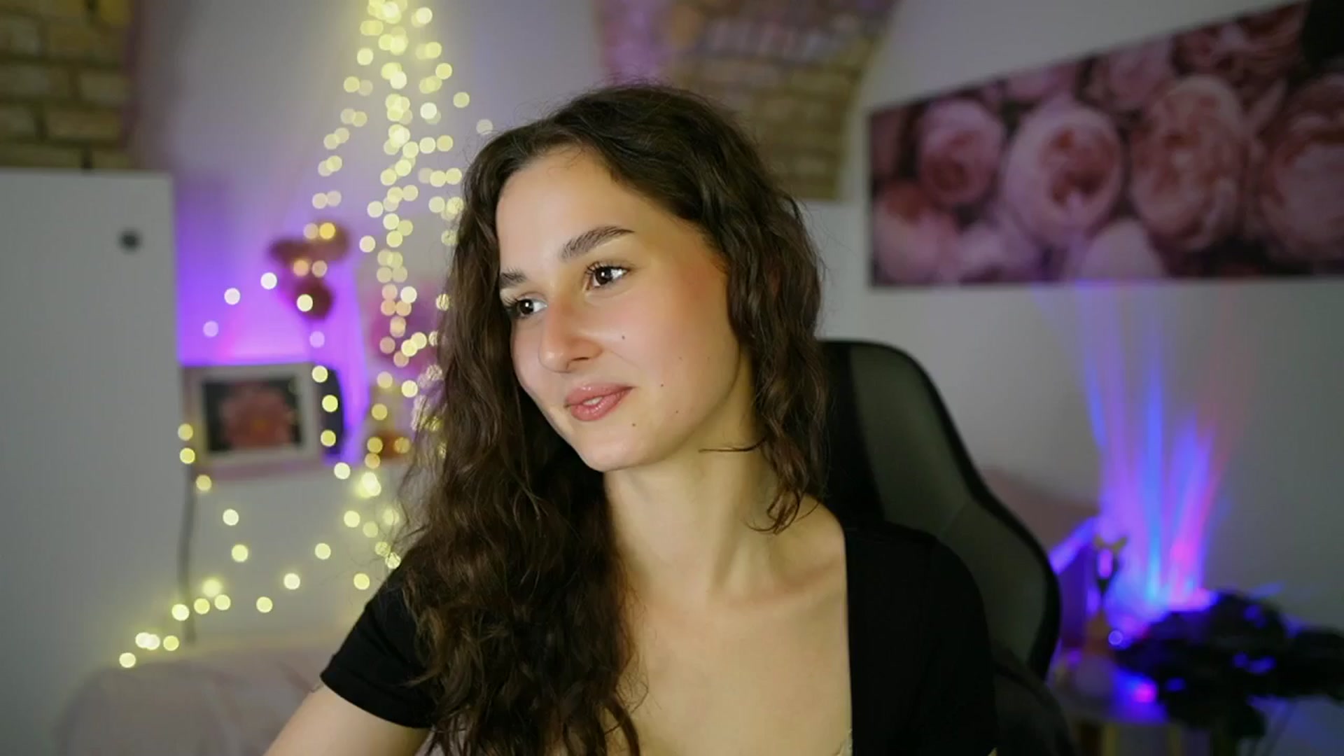 Gallery image thumbnail from Anita_Grey_'s myfreecams stream on, 06/21/2025, 20:39 image 20 of 20