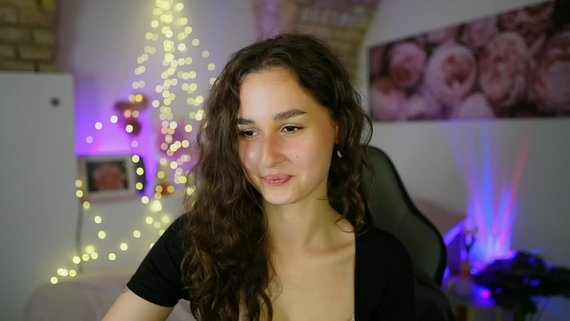 Gallery image thumbnail from Anita_Grey_'s myfreecams stream on, 06/21/2025, 20:39 image 19 of 20