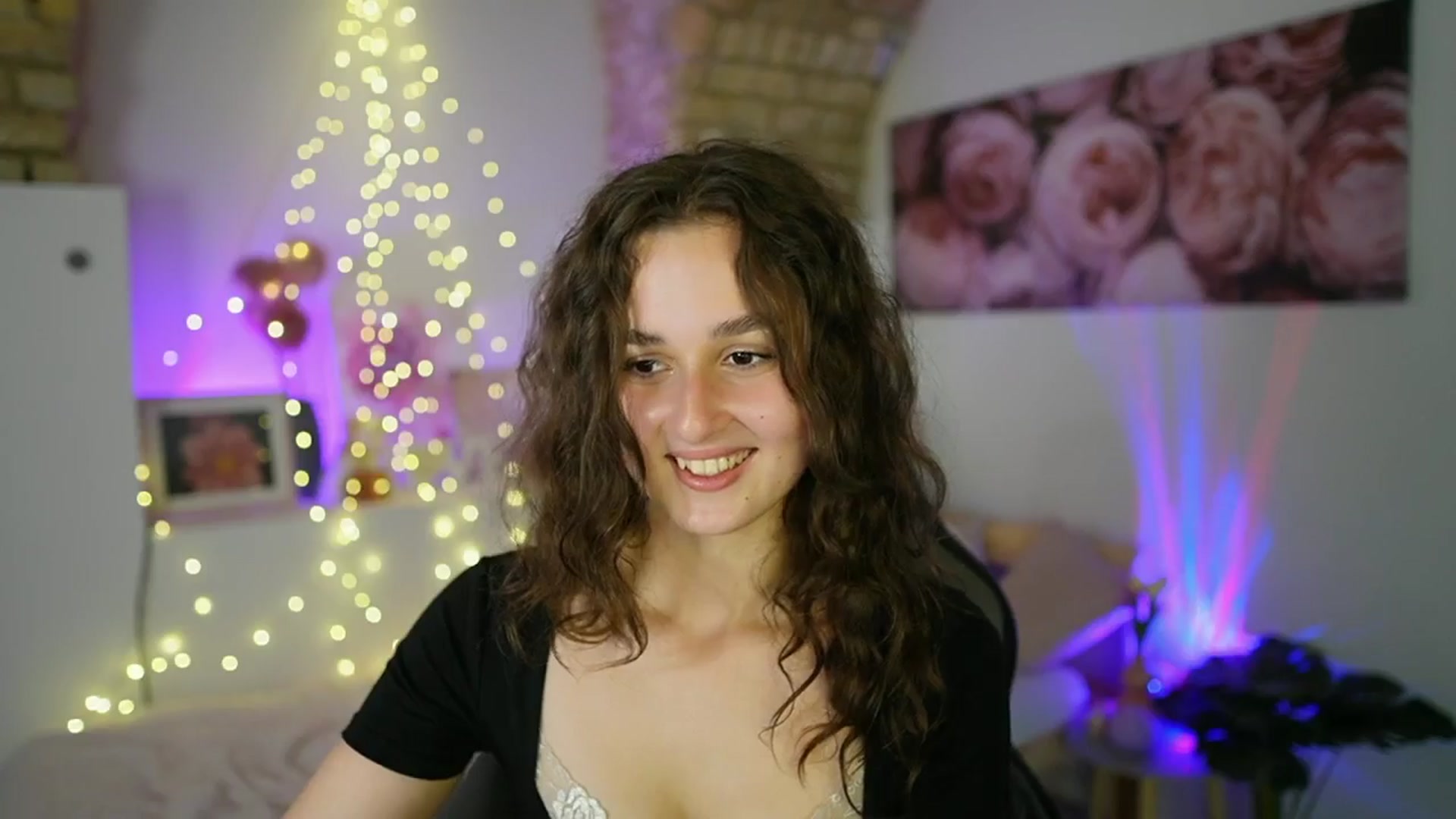 Gallery image thumbnail from Anita_Grey_'s myfreecams stream on, 06/21/2025, 21:34 image 9 of 20