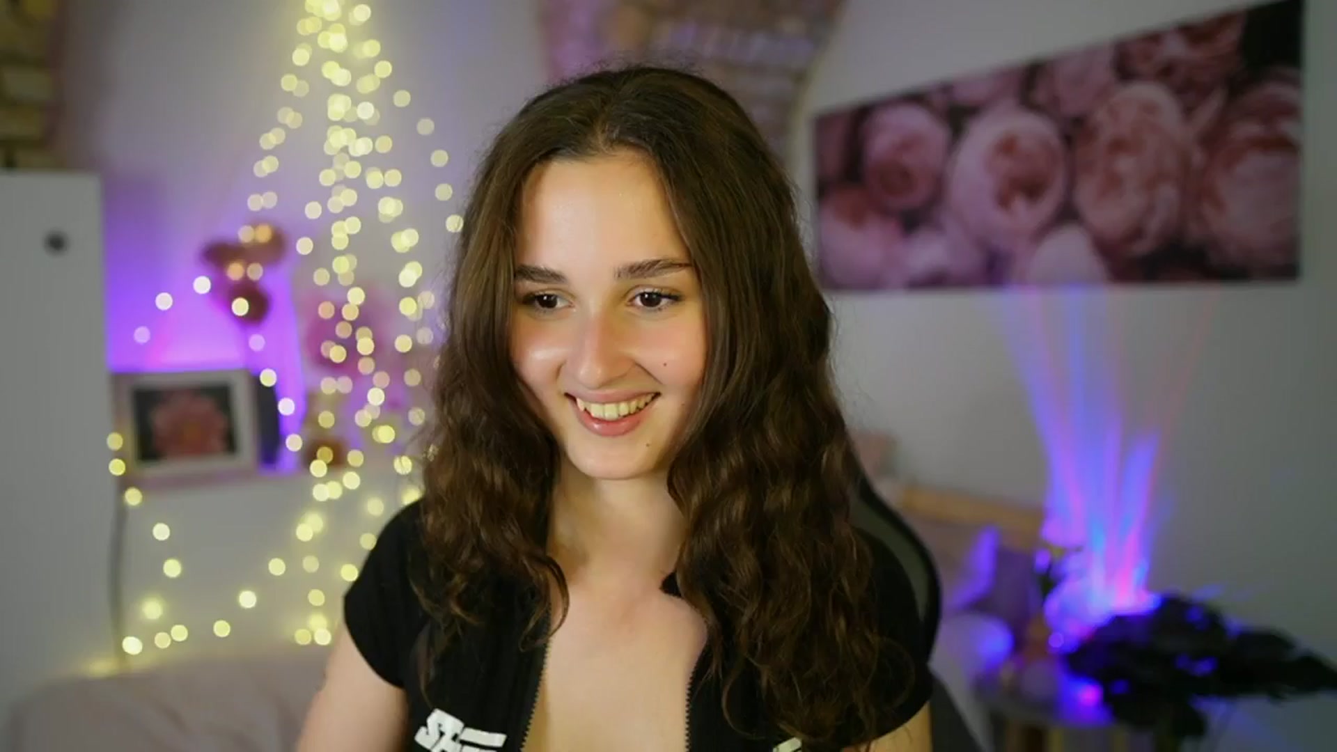 Gallery image thumbnail from Anita_Grey_'s myfreecams stream on, 06/22/2025, 21:39 image 6 of 20