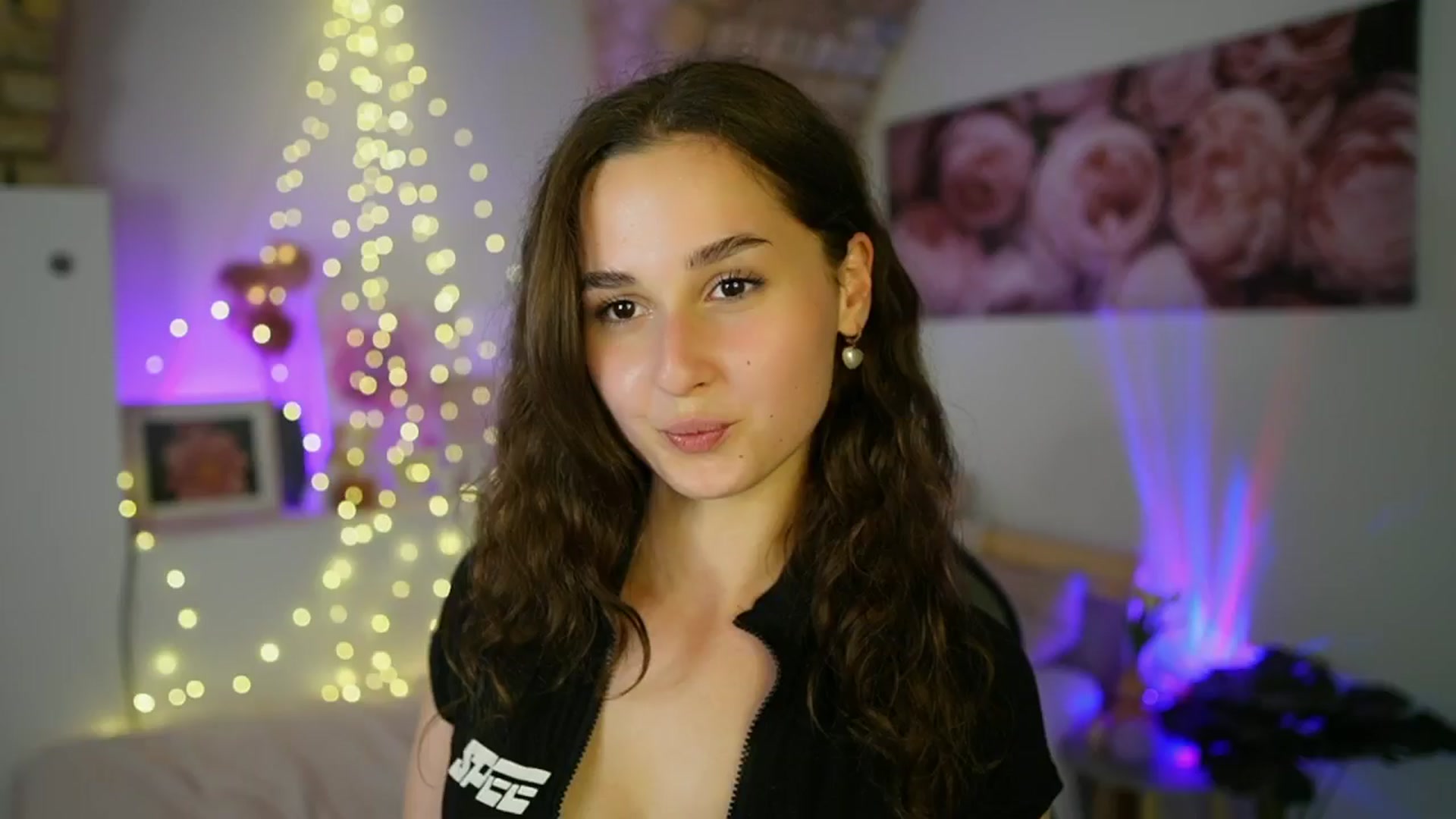Gallery image thumbnail from Anita_Grey_'s myfreecams stream on, 06/22/2025, 21:39 image 8 of 20