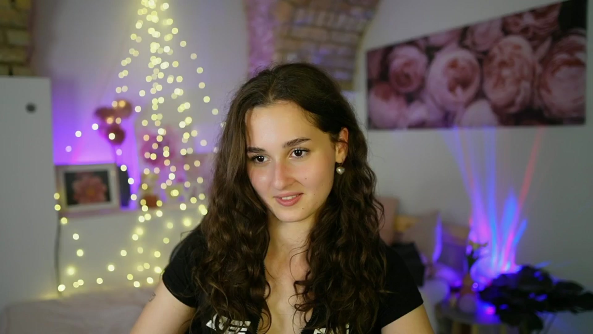 Gallery image thumbnail from Anita_Grey_'s myfreecams stream on, 06/22/2025, 23:05 image 1 of 20