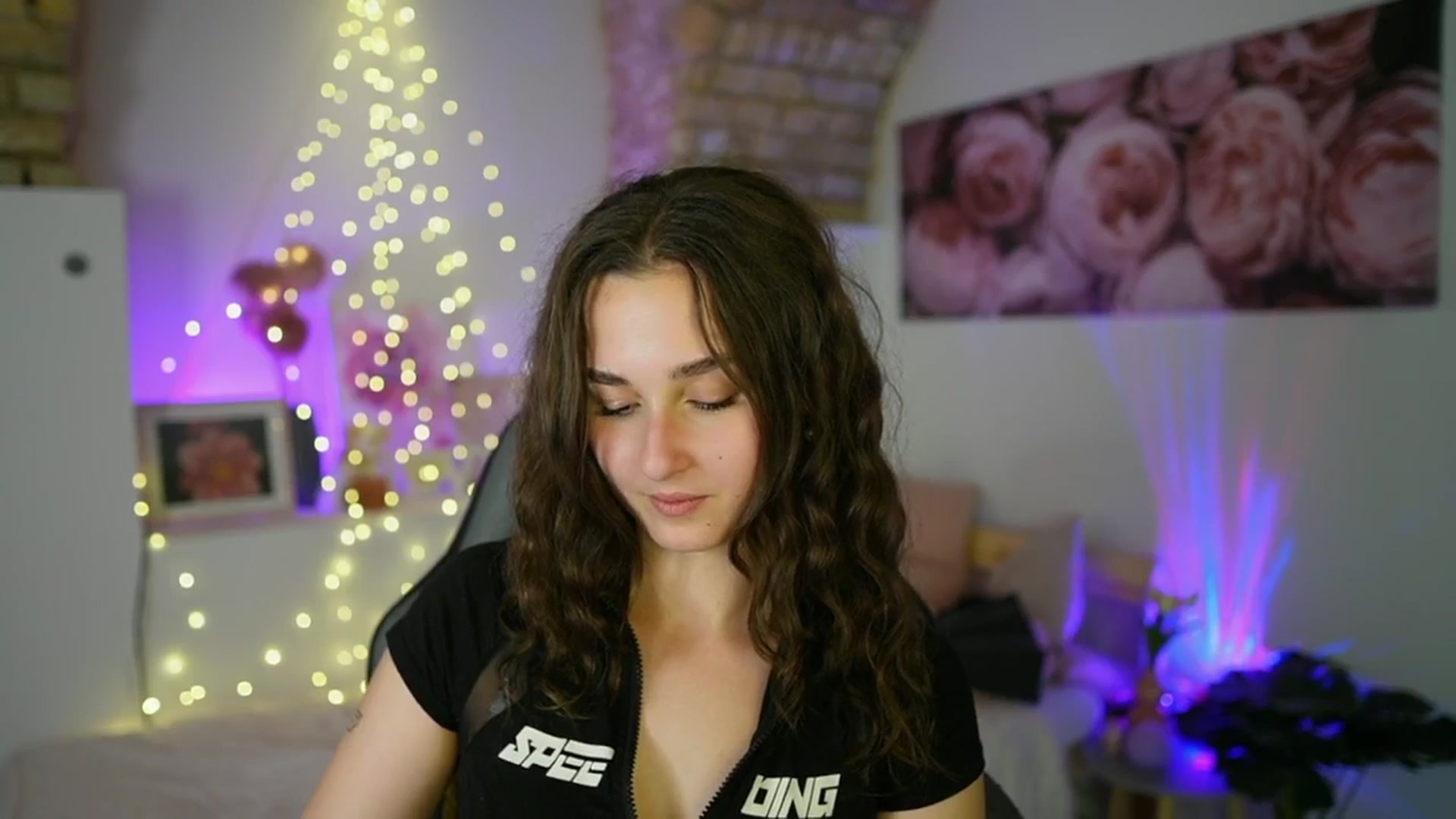 Gallery image thumbnail from Anita_Grey_'s myfreecams stream on, 06/22/2025, 23:05 image 16 of 20