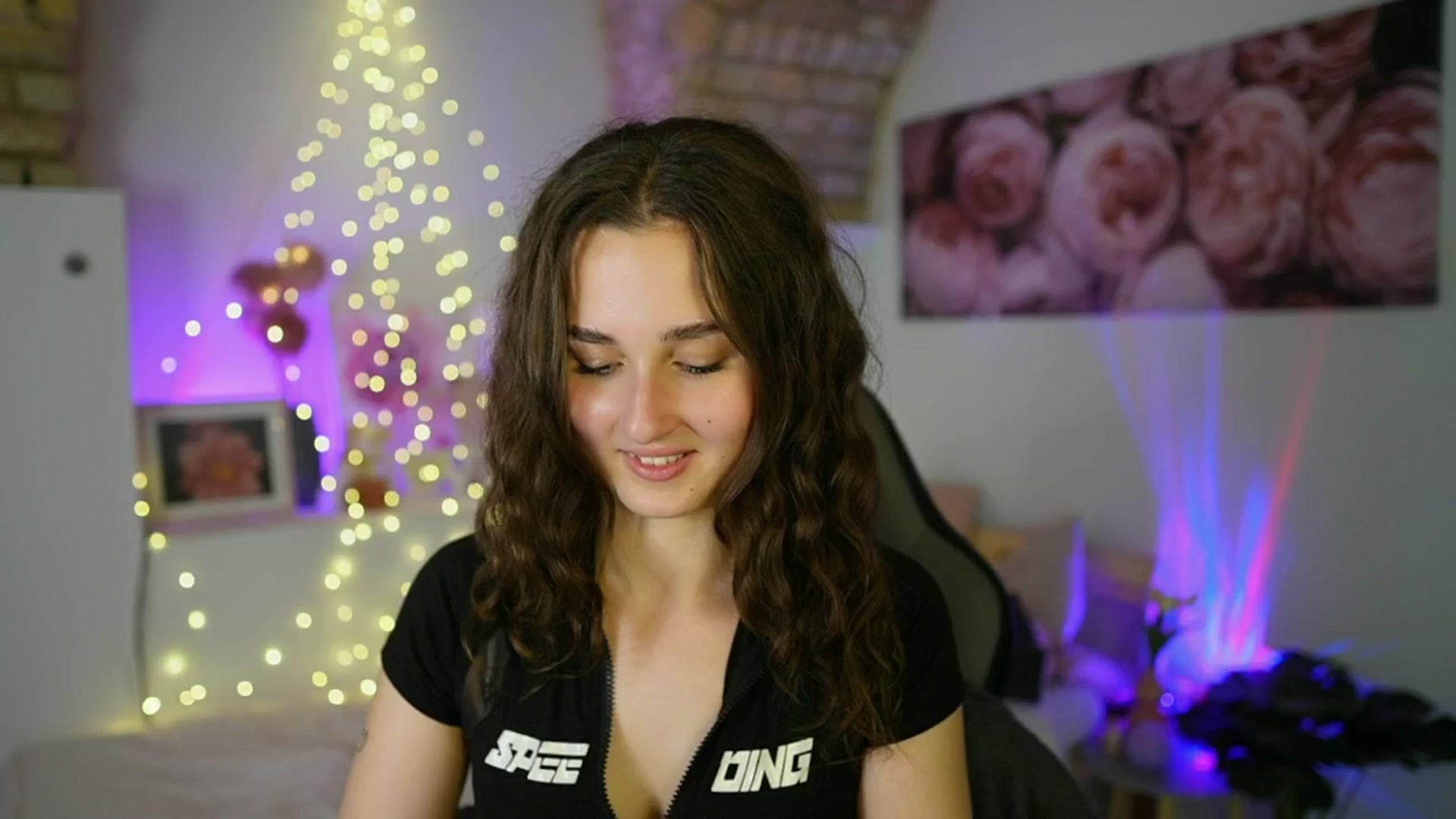 Gallery image thumbnail from Anita_Grey_'s myfreecams stream on, 06/22/2025, 23:05 image 13 of 20