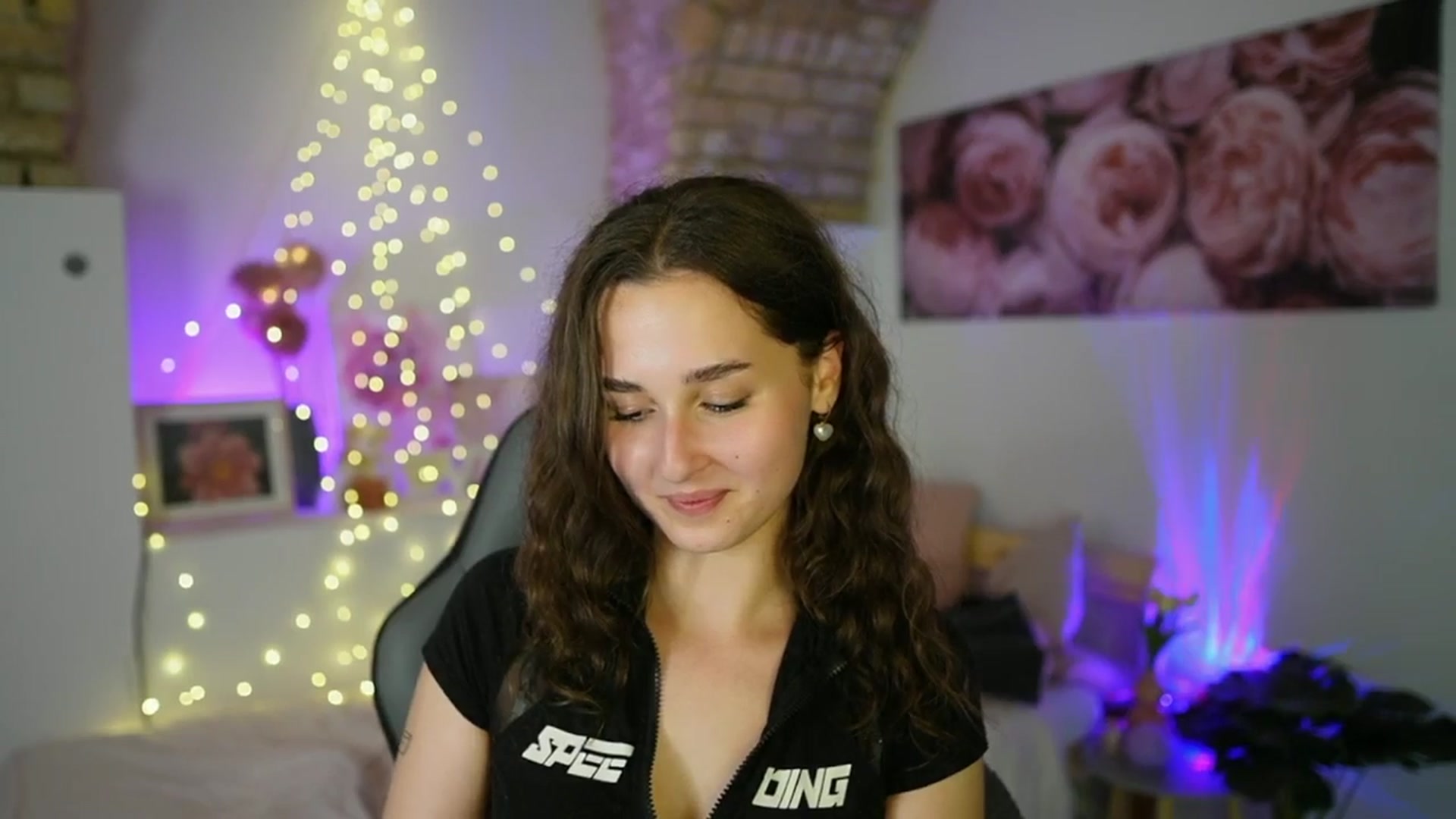 Gallery image thumbnail from Anita_Grey_'s myfreecams stream on, 06/22/2025, 23:05 image 20 of 20
