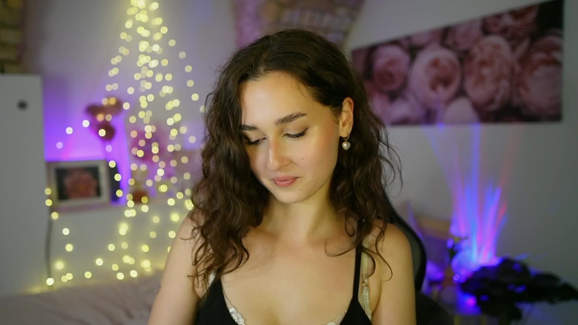 Gallery image thumbnail from Anita_Grey_'s myfreecams stream on, 06/23/2025, 22:13 image 13 of 20