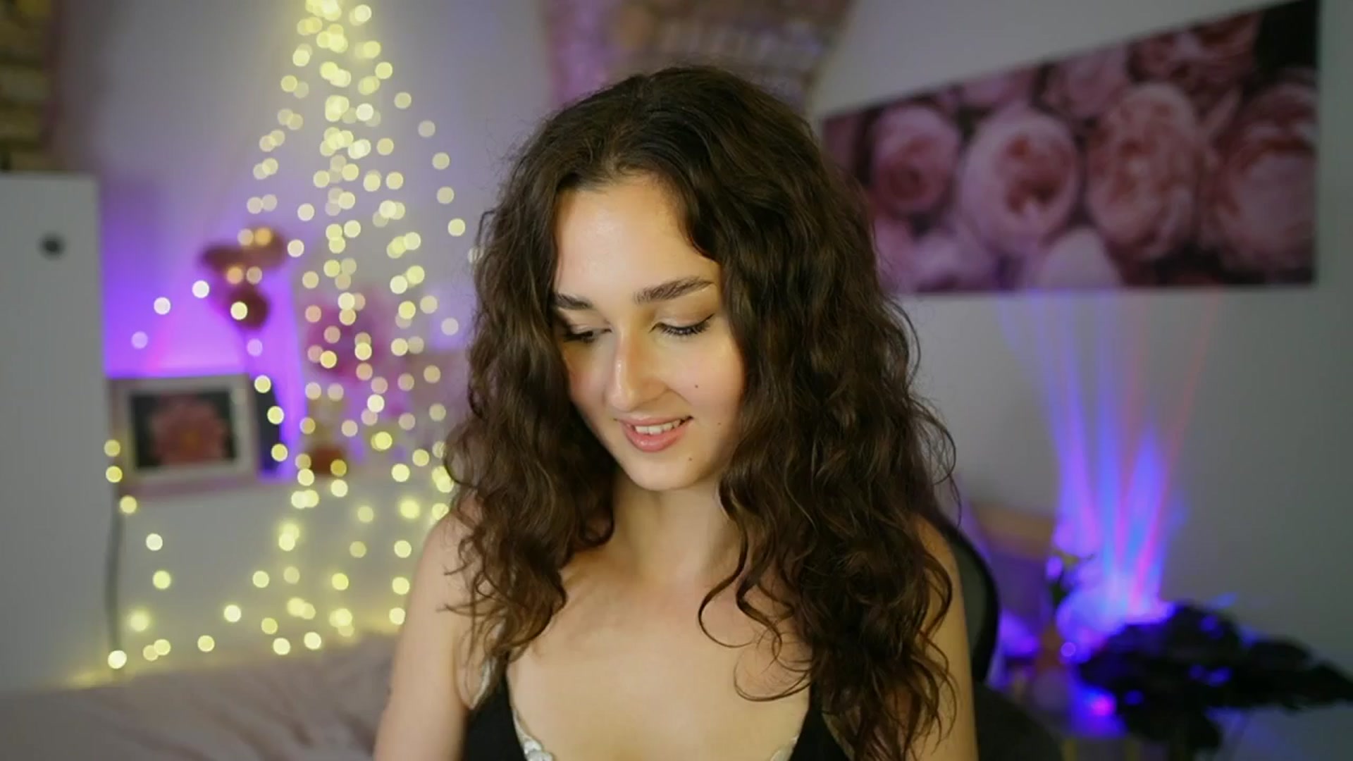 Gallery image thumbnail from Anita_Grey_'s myfreecams stream on, 06/23/2025, 22:13 image 16 of 20