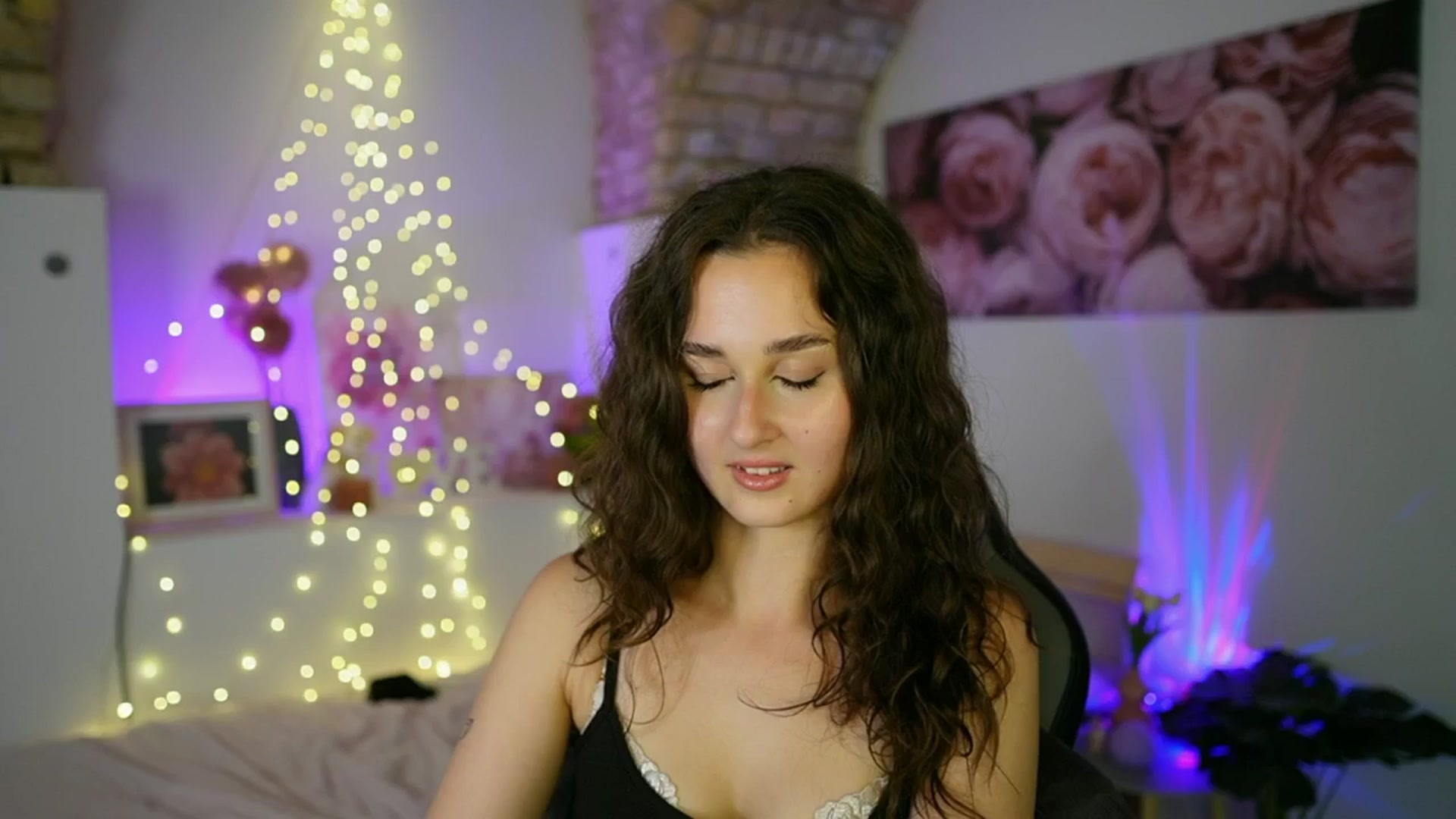 Gallery image thumbnail from Anita_Grey_'s myfreecams stream on, 06/23/2025, 23:36 image 8 of 20