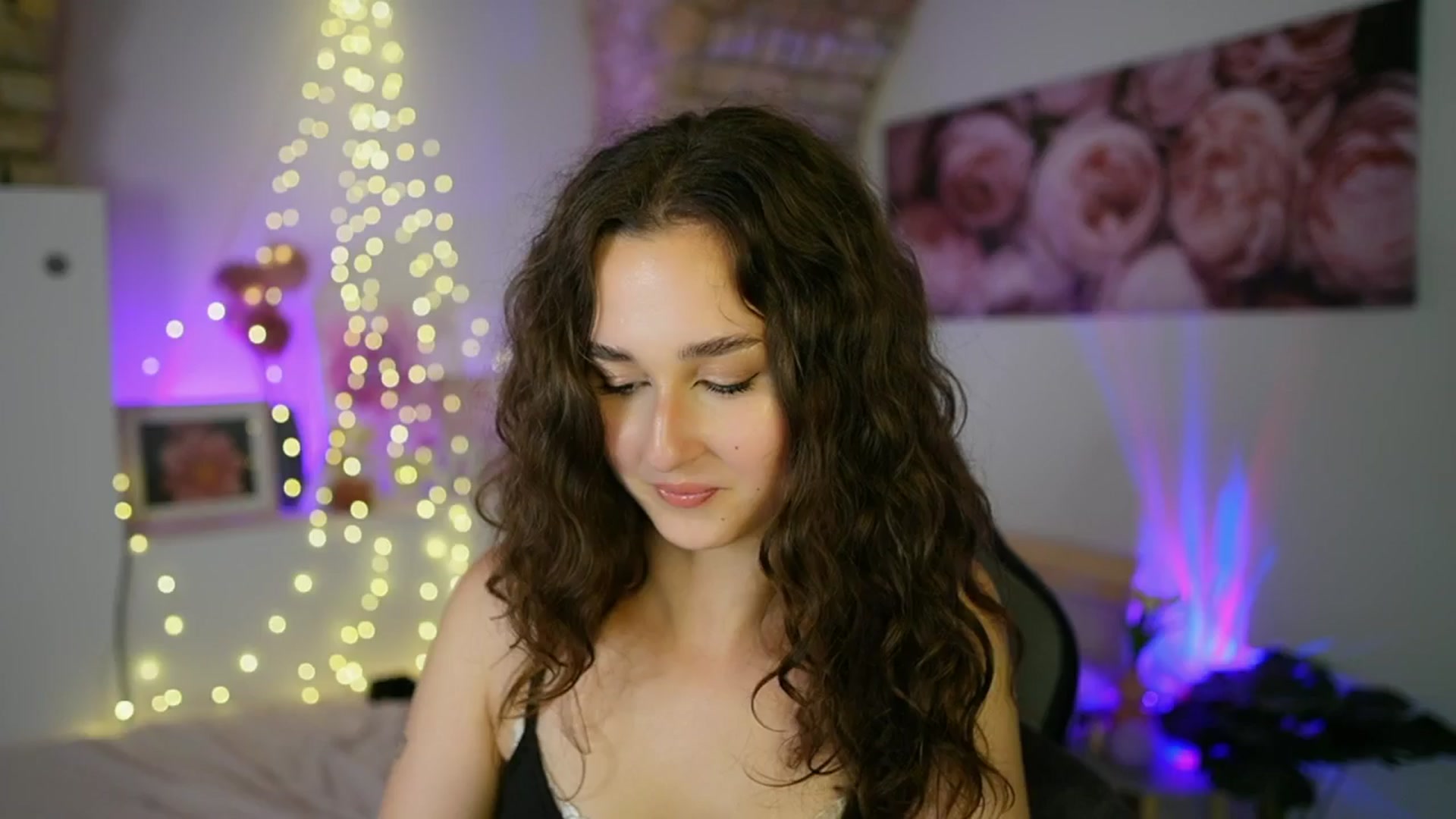 Gallery image thumbnail from Anita_Grey_'s myfreecams stream on, 06/23/2025, 23:36 image 11 of 20