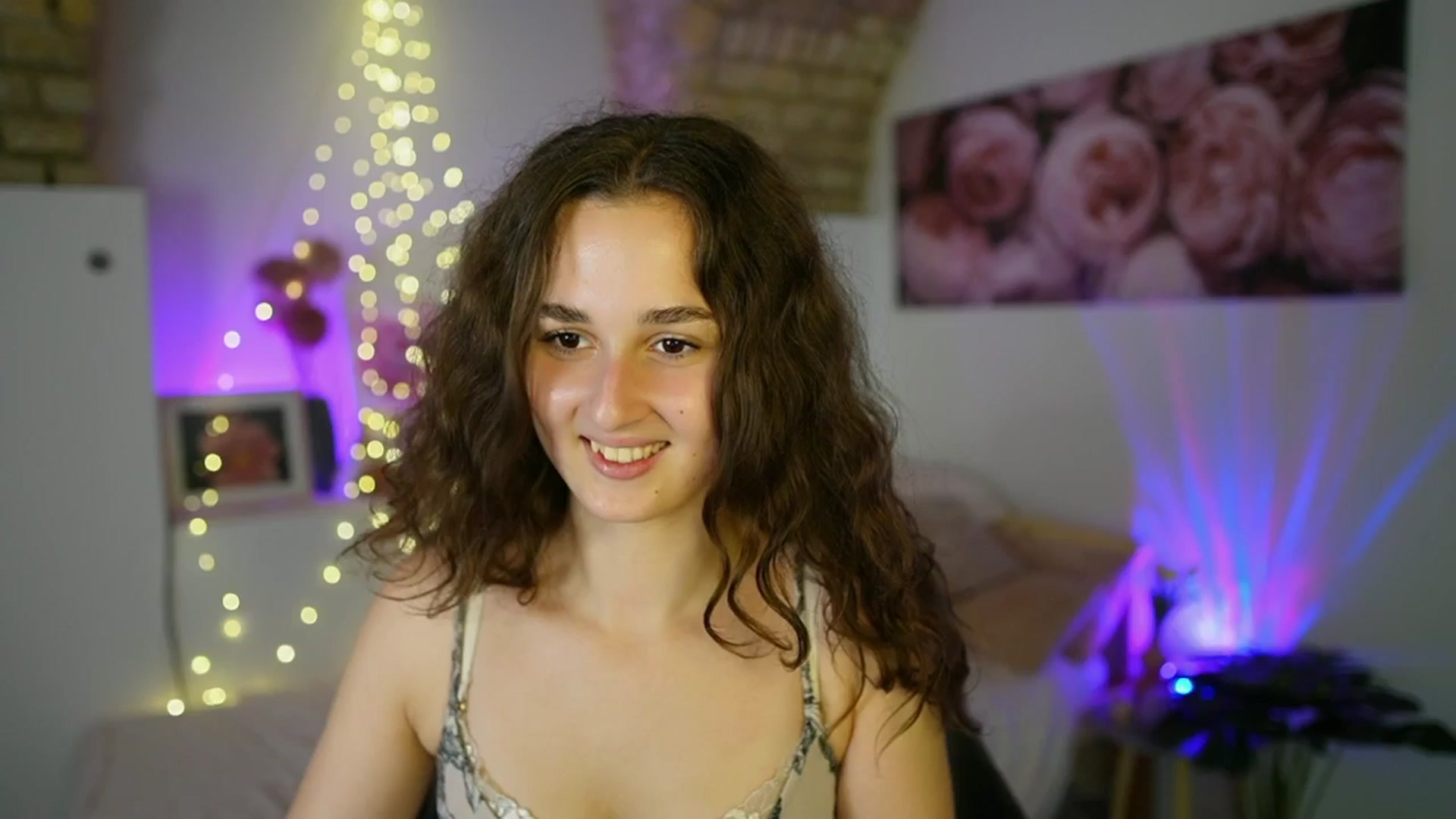 Gallery image thumbnail from Anita_Grey_'s myfreecams stream on, 06/24/2025, 19:46 image 13 of 20