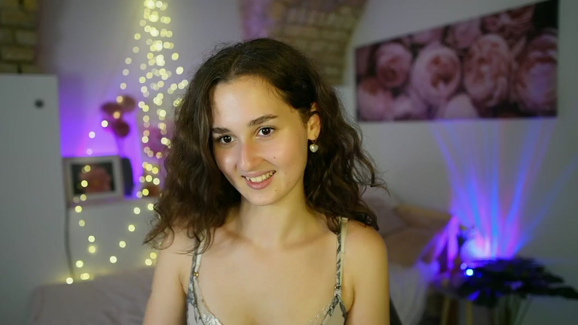 Gallery image thumbnail from Anita_Grey_'s myfreecams stream on, 06/24/2025, 20:09 image 5 of 20