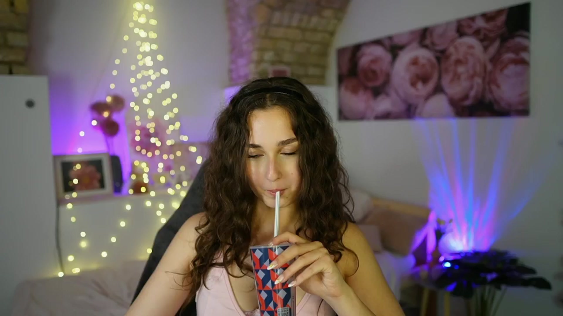 Gallery image thumbnail from Anita_Grey_'s myfreecams stream on, 06/26/2025, 22:50 image 10 of 20