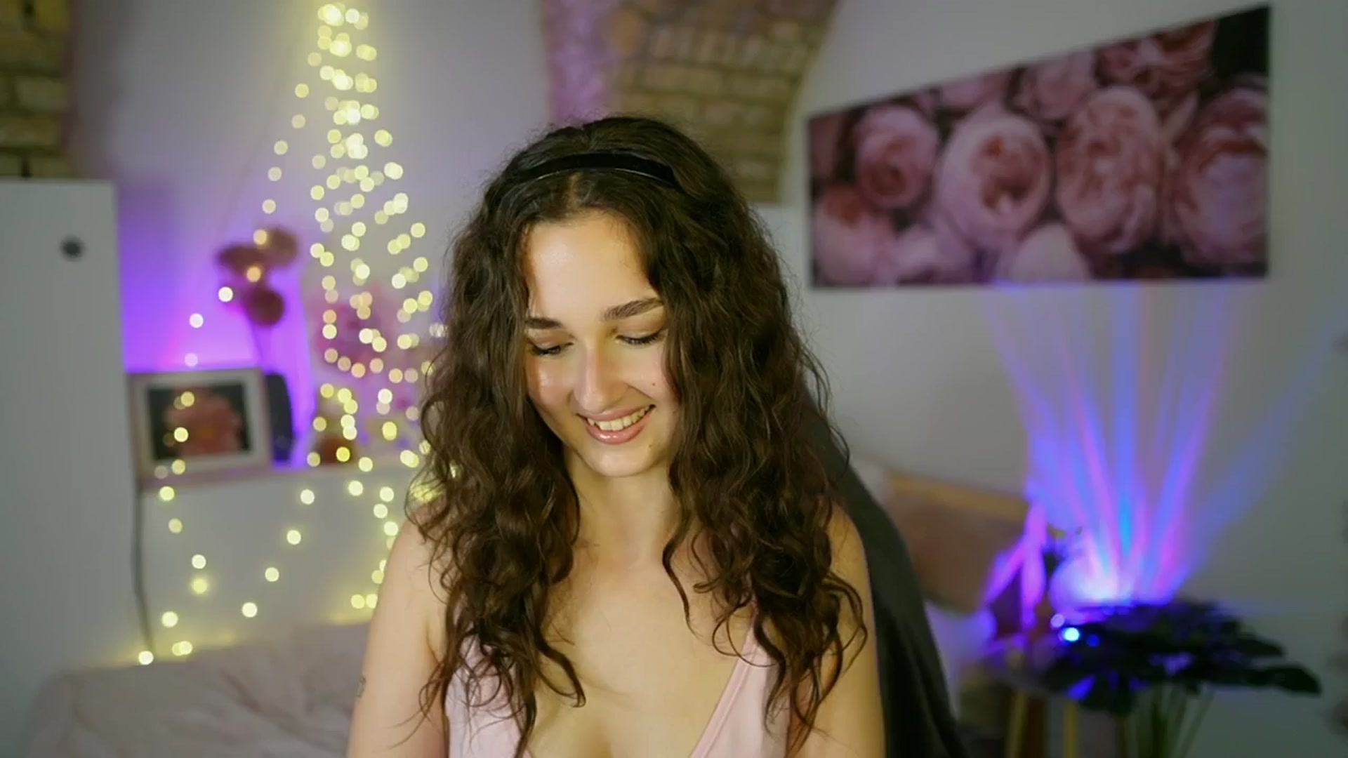 Gallery image thumbnail from Anita_Grey_'s myfreecams stream on, 06/26/2025, 22:50 image 5 of 20