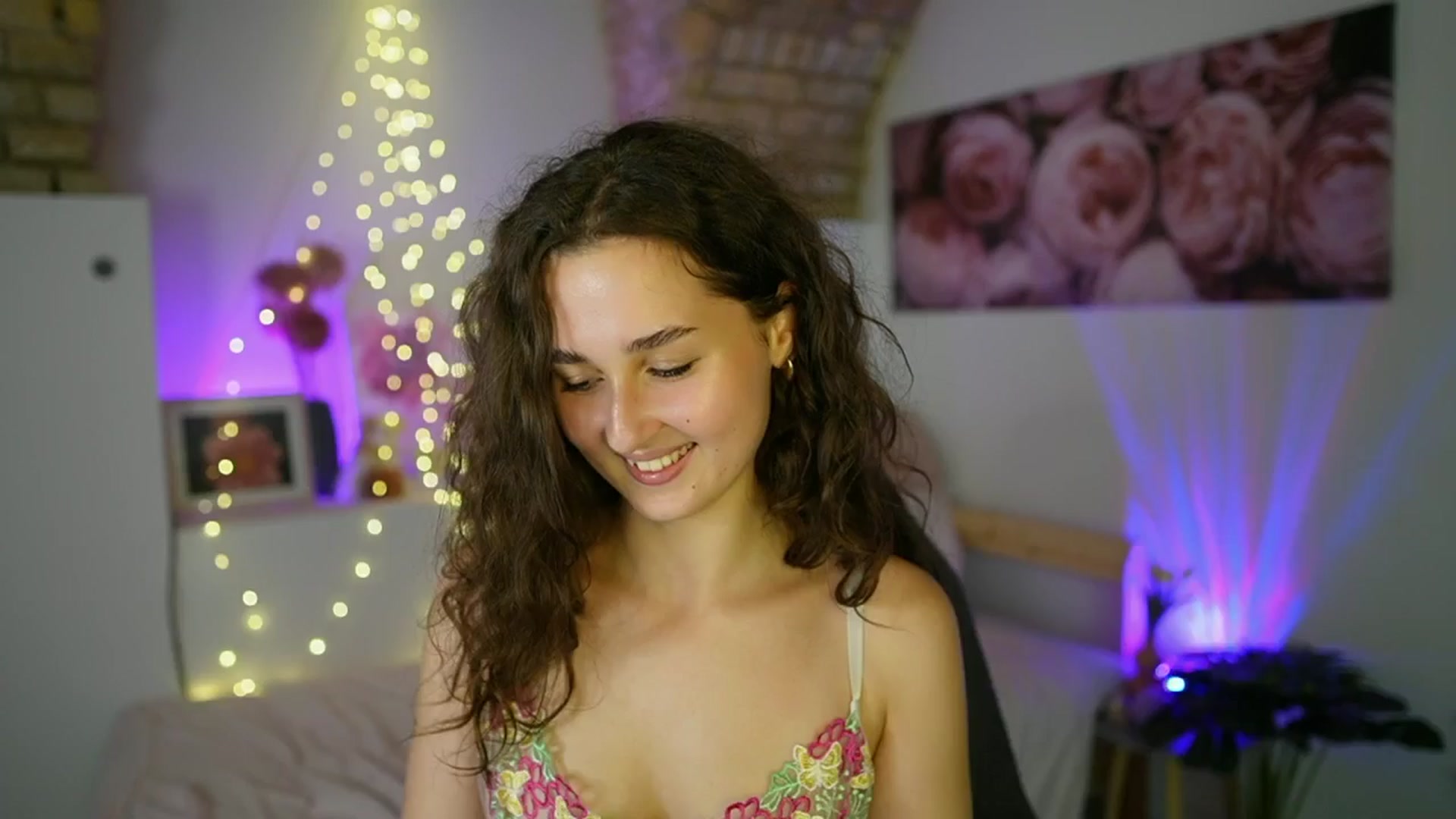 Gallery image thumbnail from Anita_Grey_'s myfreecams stream on, 06/28/2025, 21:49 image 13 of 20