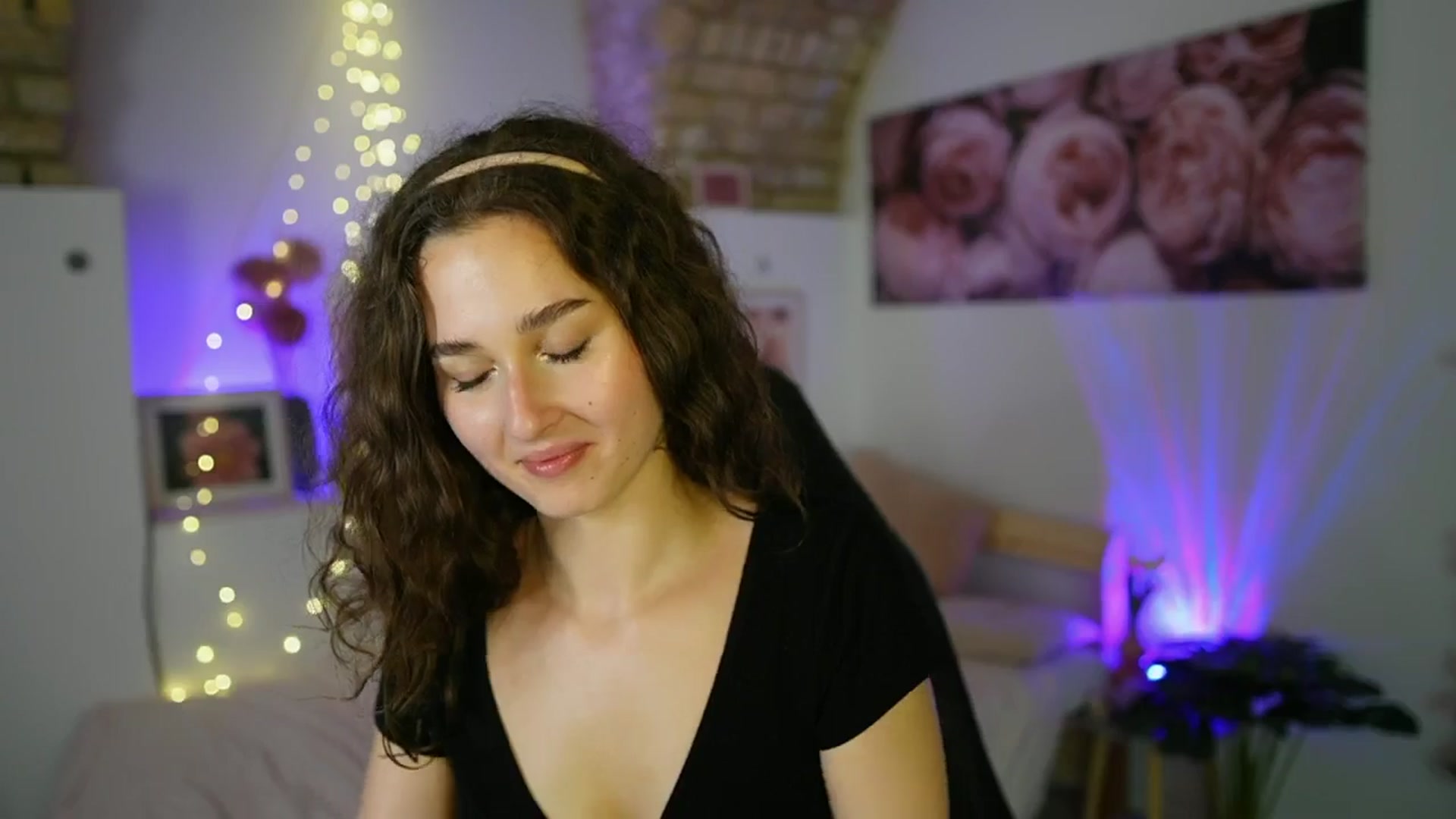 Gallery image thumbnail from Anita_Grey_'s myfreecams stream on, 06/29/2025, 21:57 image 12 of 20