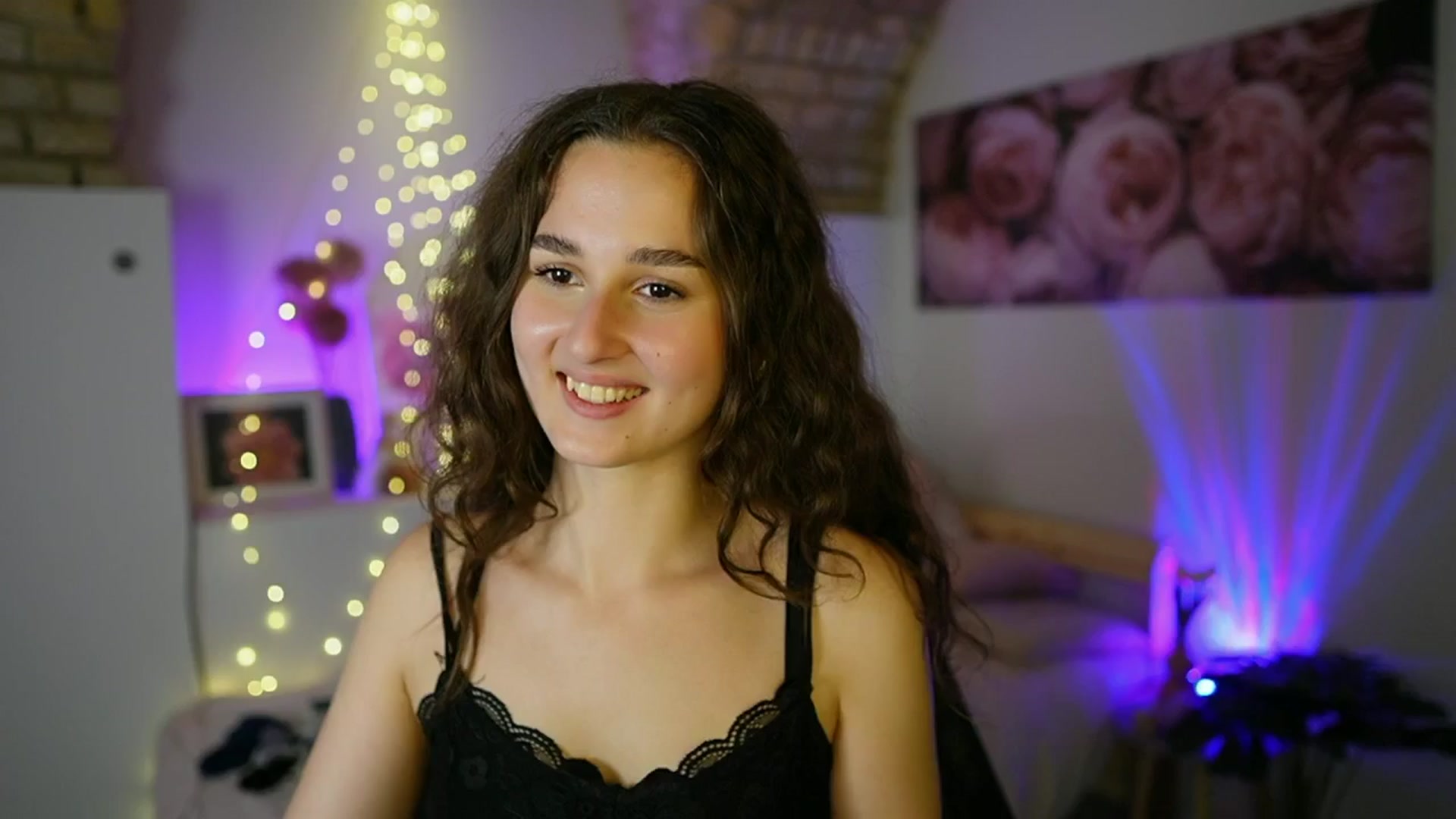 Gallery image thumbnail from Anita_Grey_'s myfreecams stream on, 07/01/2025, 19:44 image 1 of 20
