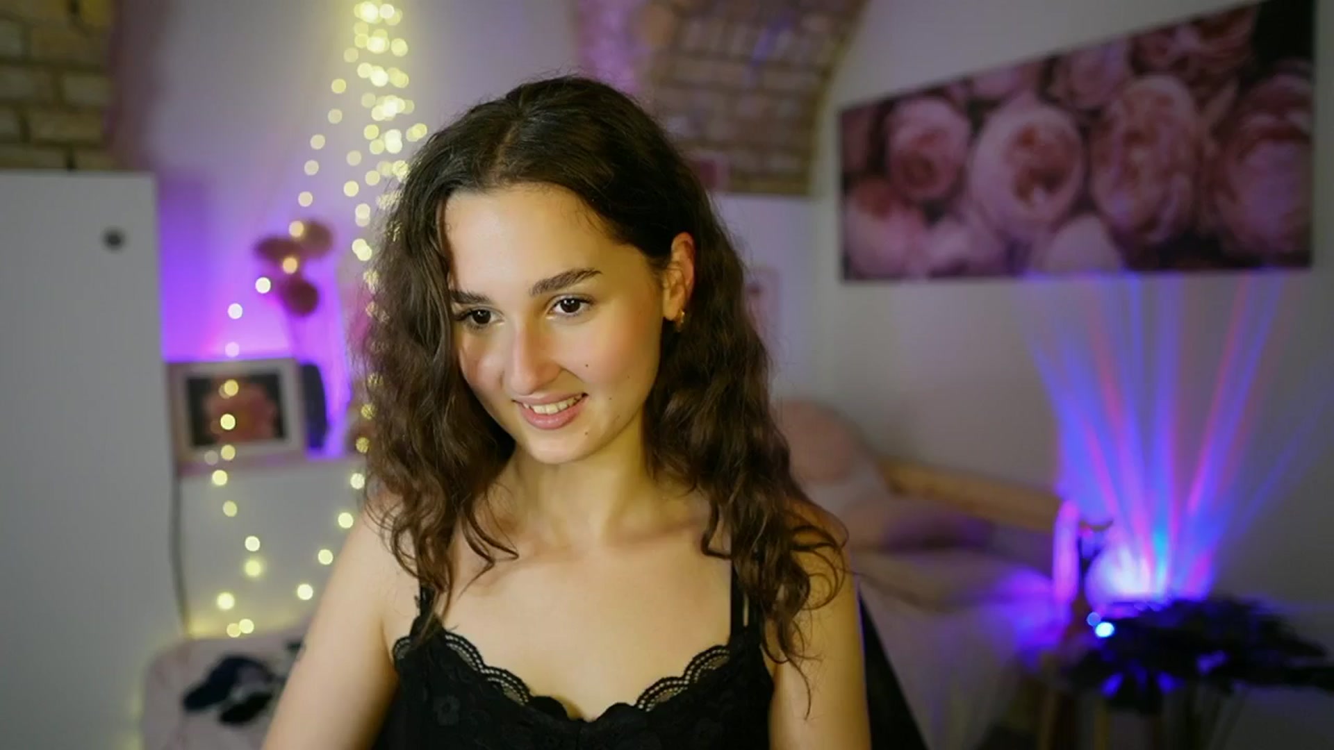 Gallery image thumbnail from Anita_Grey_'s myfreecams stream on, 07/01/2025, 19:44 image 14 of 20