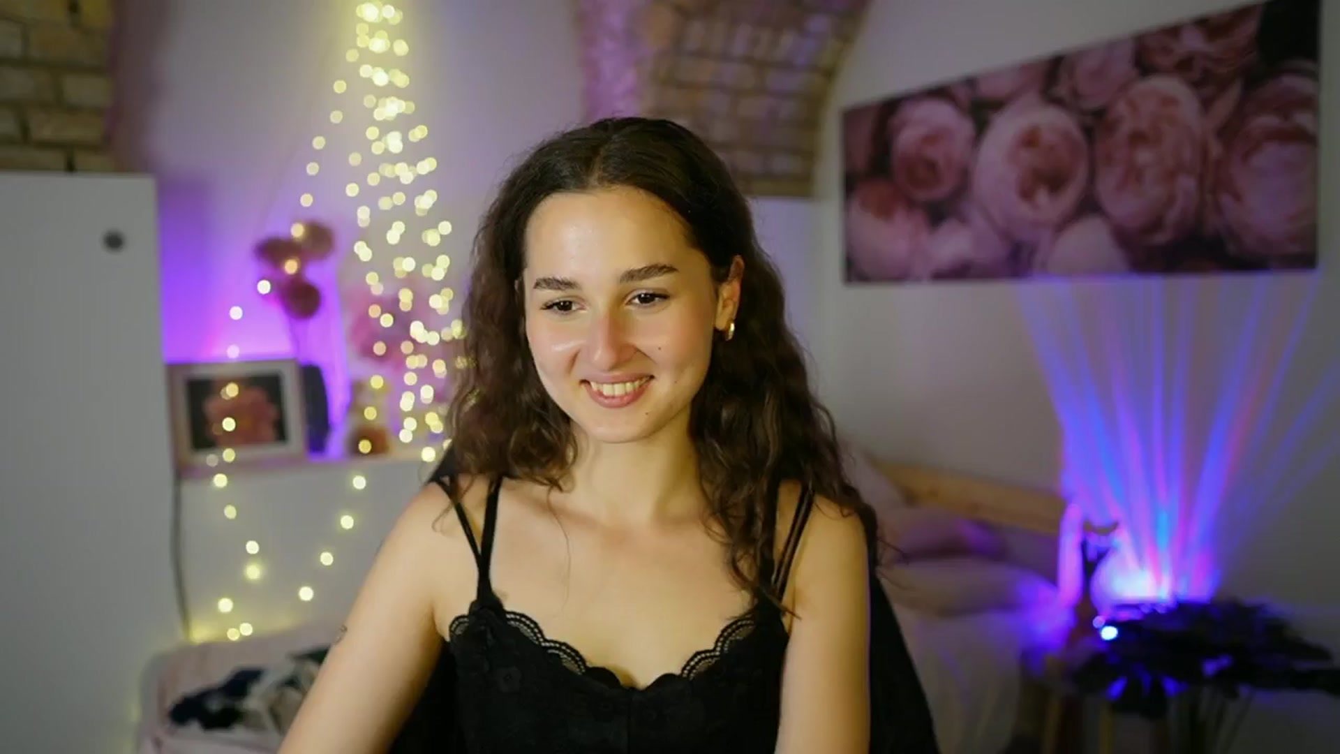Gallery image thumbnail from Anita_Grey_'s myfreecams stream on, 07/01/2025, 21:31 image 18 of 20