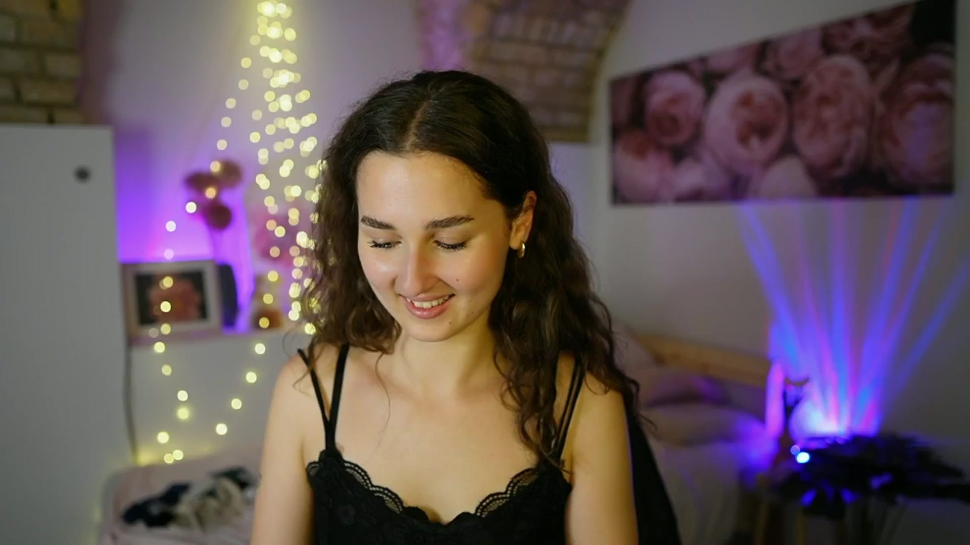 Gallery image thumbnail from Anita_Grey_'s myfreecams stream on, 07/01/2025, 21:31 image 19 of 20