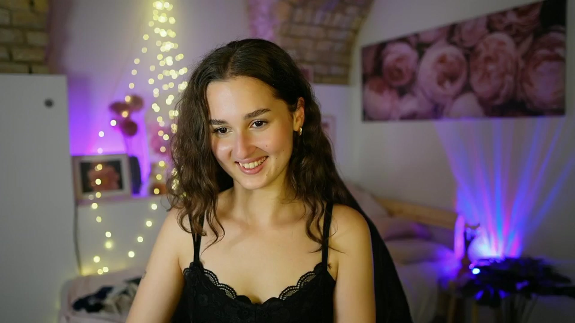 Gallery image thumbnail from Anita_Grey_'s myfreecams stream on, 07/01/2025, 21:31 image 11 of 20