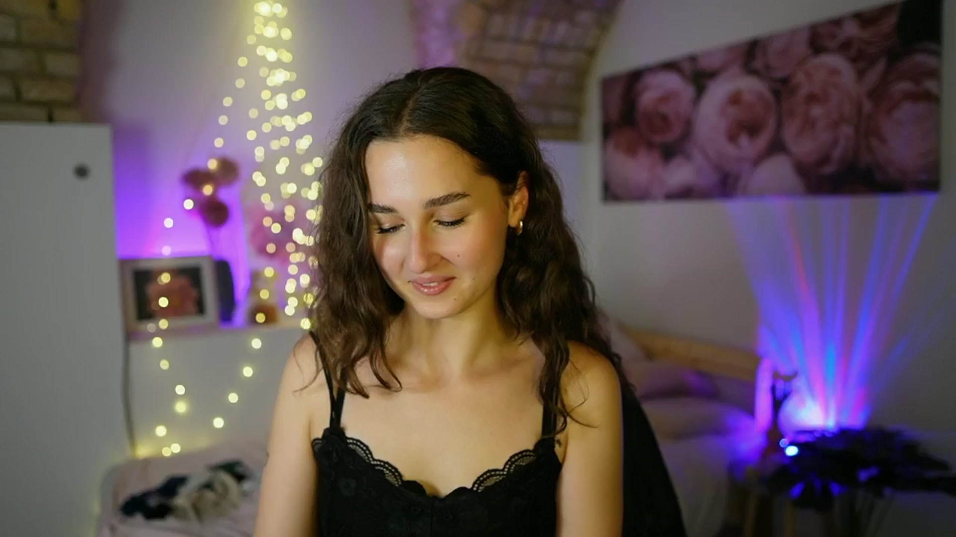 Gallery image thumbnail from Anita_Grey_'s myfreecams stream on, 07/01/2025, 21:31 image 16 of 20