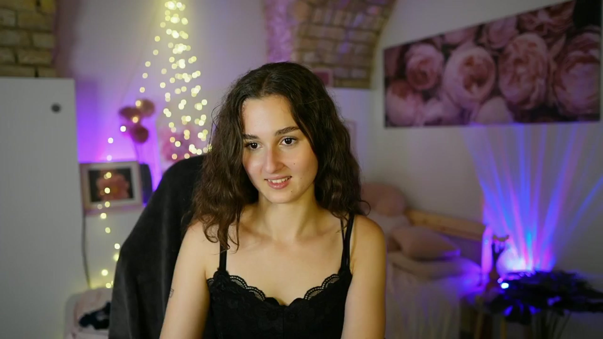 Gallery image thumbnail from Anita_Grey_'s myfreecams stream on, 07/01/2025, 23:30 image 4 of 20