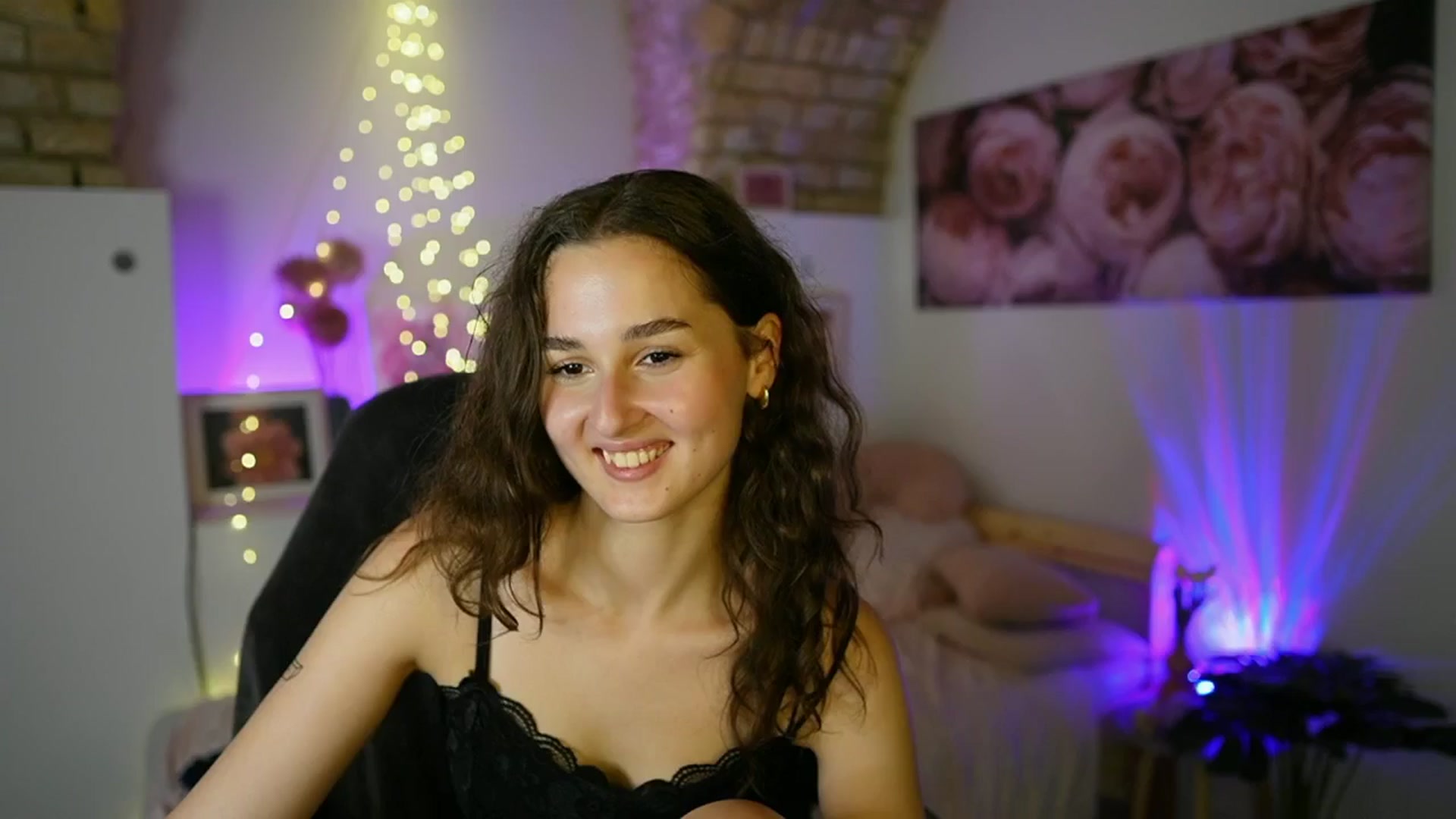 Gallery image thumbnail from Anita_Grey_'s myfreecams stream on, 07/01/2025, 23:30 image 3 of 20