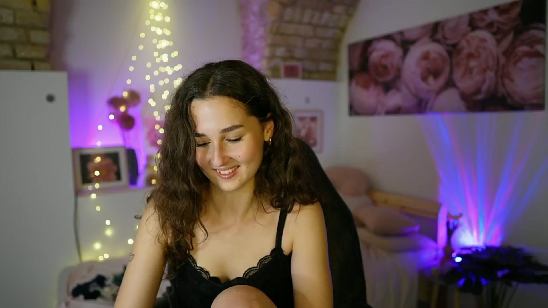 Gallery image thumbnail from Anita_Grey_'s myfreecams stream on, 07/01/2025, 23:30 image 15 of 20