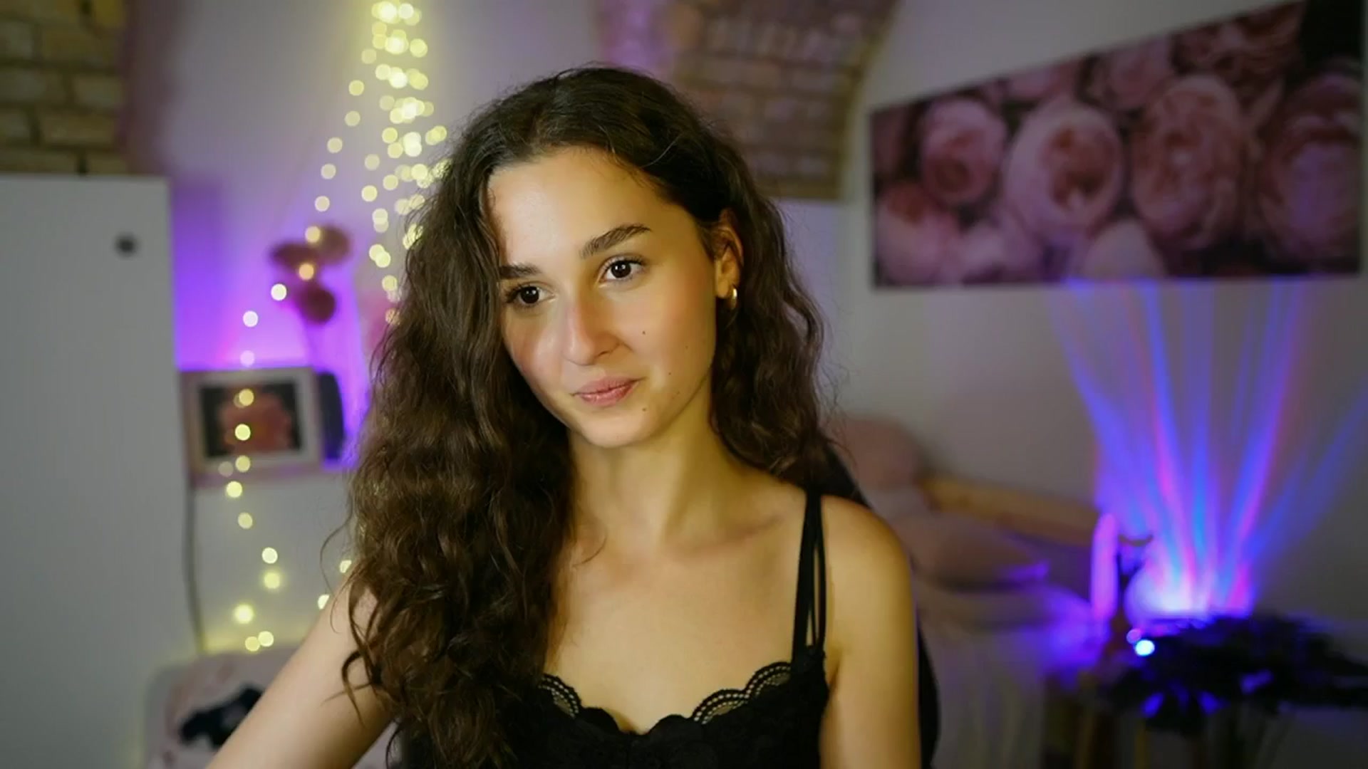 Gallery image thumbnail from Anita_Grey_'s myfreecams stream on, 07/01/2025, 23:30 image 10 of 20
