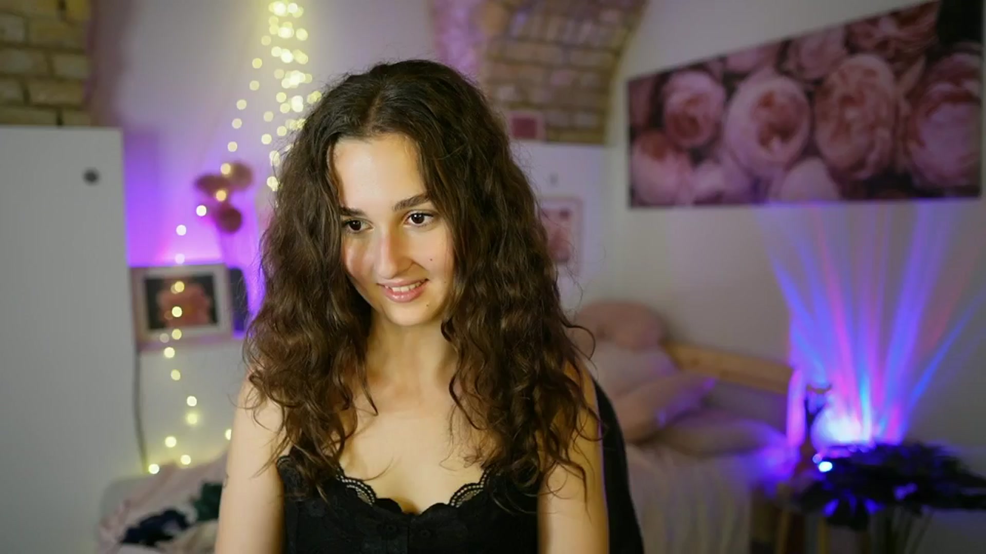 Gallery image thumbnail from Anita_Grey_'s myfreecams stream on, 07/01/2025, 23:30 image 17 of 20