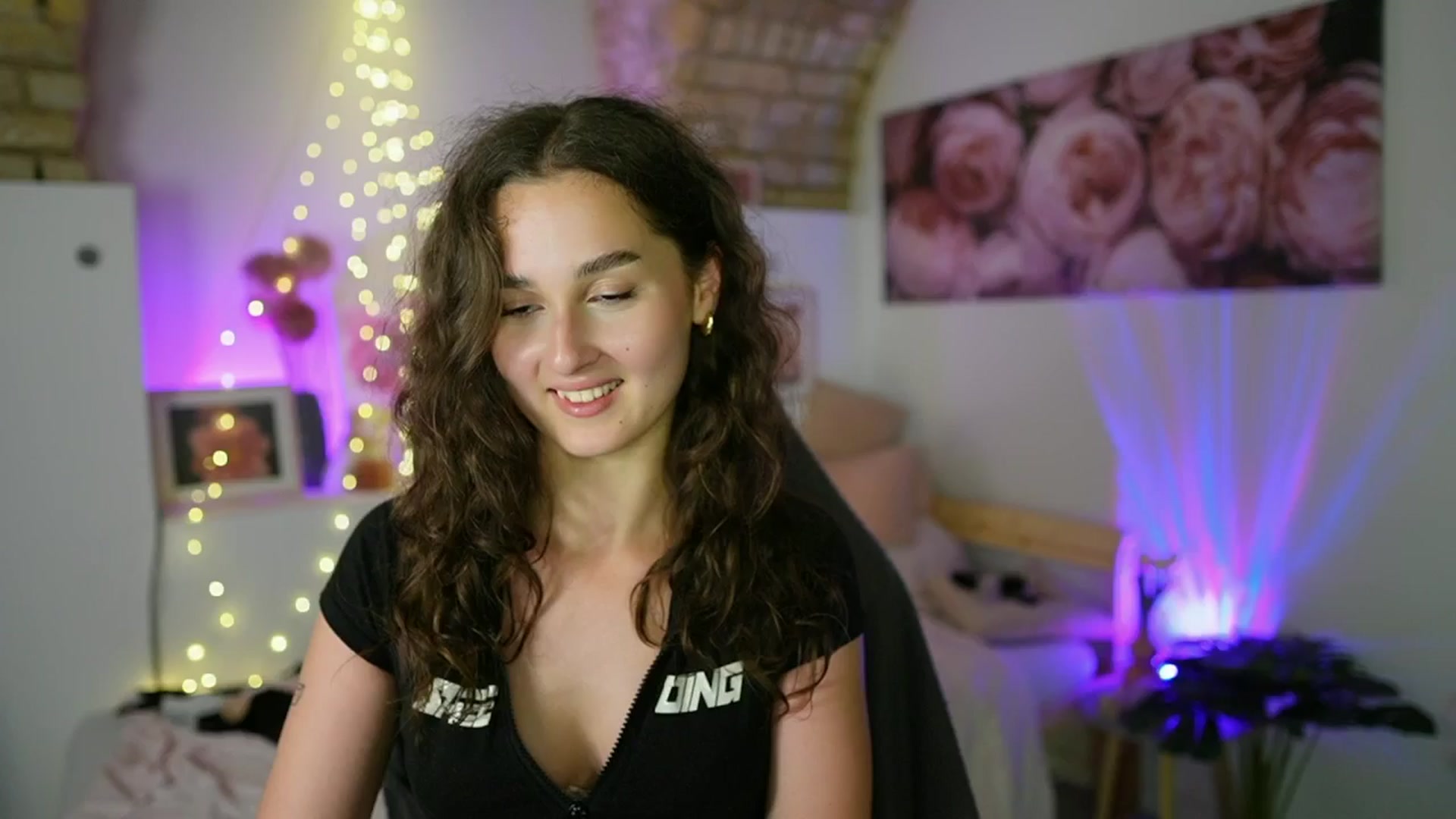 Gallery image thumbnail from Anita_Grey_'s myfreecams stream on, 07/02/2025, 23:16 image 6 of 20