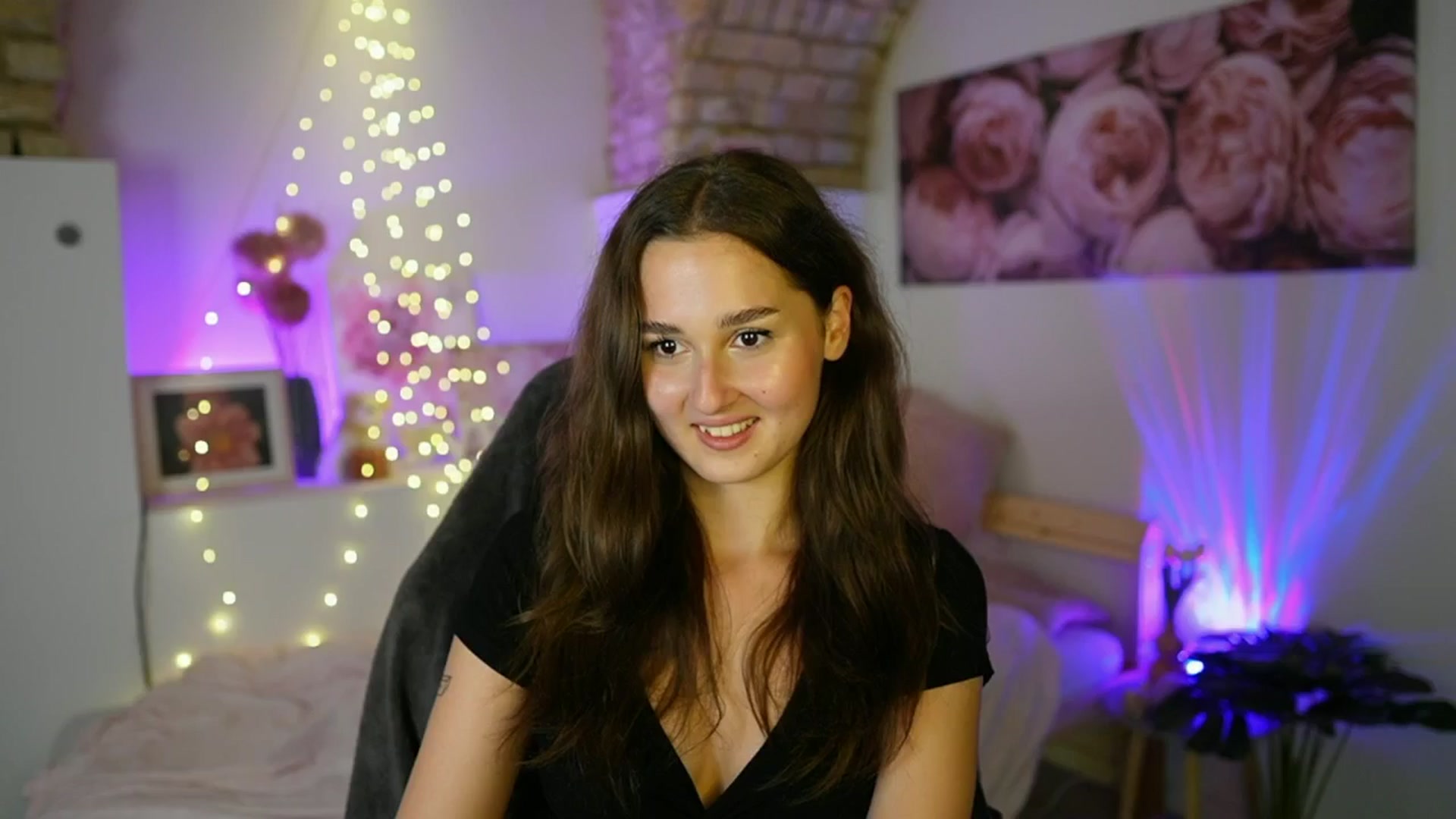 Gallery image thumbnail from Anita_Grey_'s myfreecams stream on, 07/03/2025, 20:57 image 18 of 20