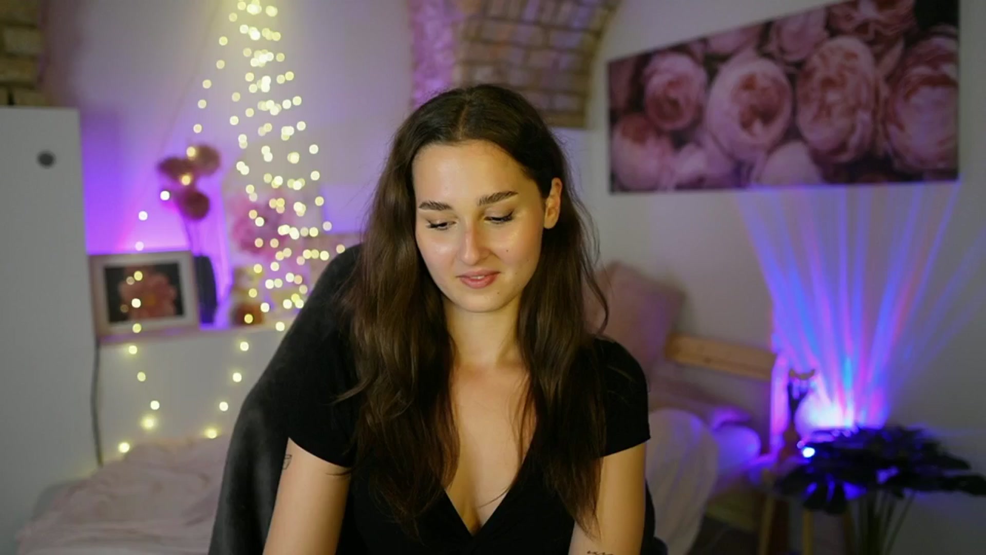 Gallery image thumbnail from Anita_Grey_'s myfreecams stream on, 07/03/2025, 20:57 image 8 of 20