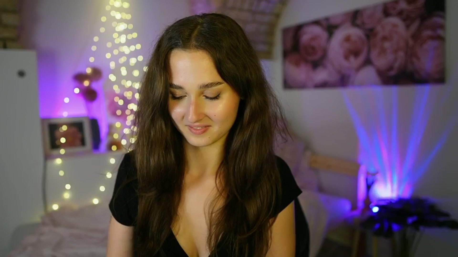 Gallery image thumbnail from Anita_Grey_'s myfreecams stream on, 07/03/2025, 22:14 image 6 of 20