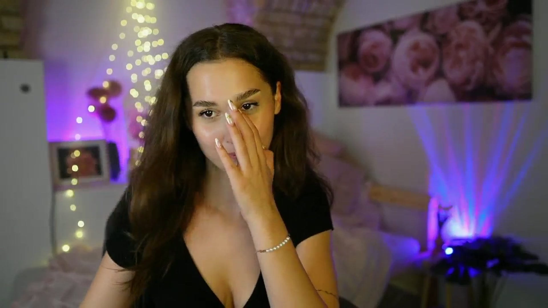 Gallery image thumbnail from Anita_Grey_'s myfreecams stream on, 07/03/2025, 22:14 image 10 of 20