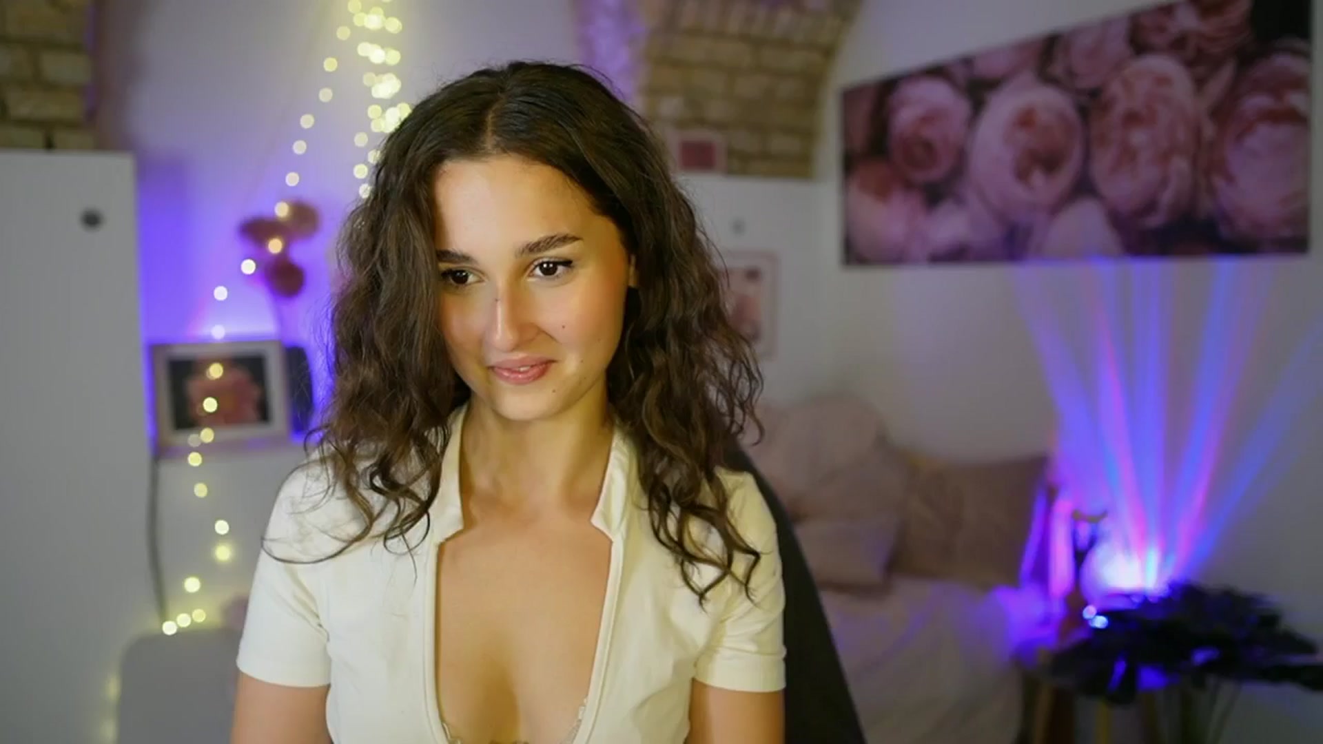 Gallery image thumbnail from Anita_Grey_'s myfreecams stream on, 07/05/2025, 21:26 image 12 of 20