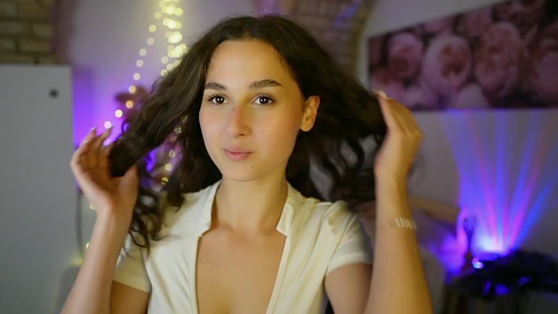 Gallery image thumbnail from Anita_Grey_'s myfreecams stream on, 07/06/2025, 20:58 image 11 of 20