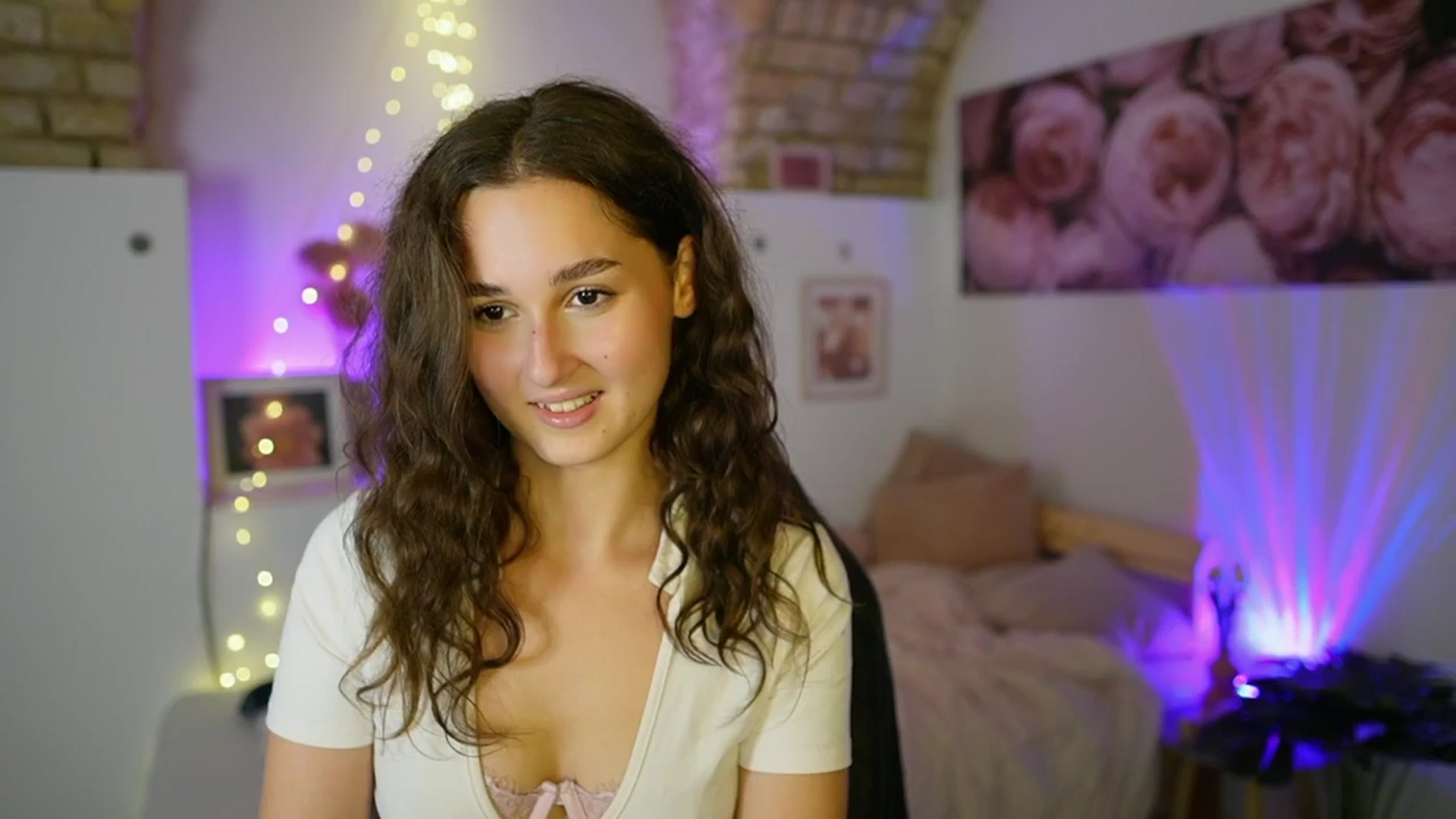 Gallery image thumbnail from Anita_Grey_'s myfreecams stream on, 07/06/2025, 20:58 image 16 of 20