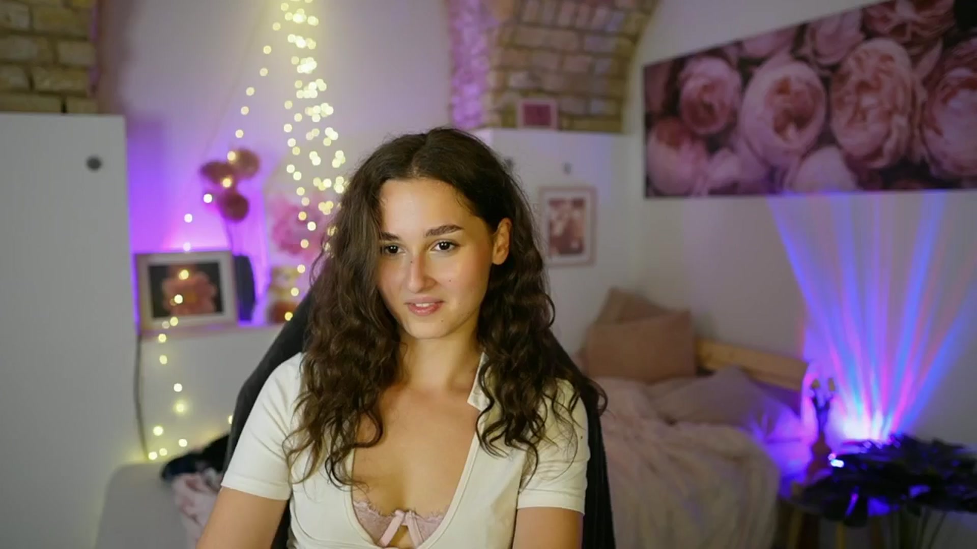 Gallery image thumbnail from Anita_Grey_'s myfreecams stream on, 07/06/2025, 20:58 image 12 of 20