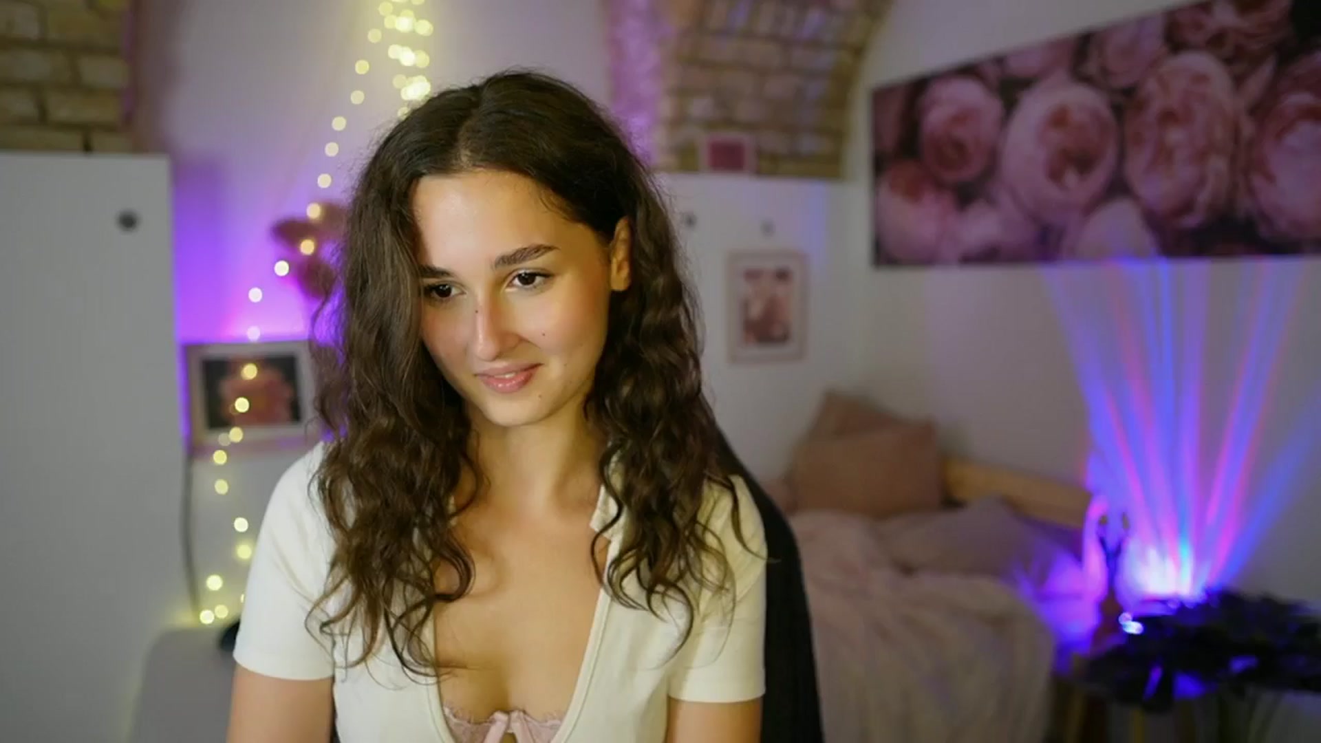 Gallery image thumbnail from Anita_Grey_'s myfreecams stream on, 07/06/2025, 20:58 image 17 of 20